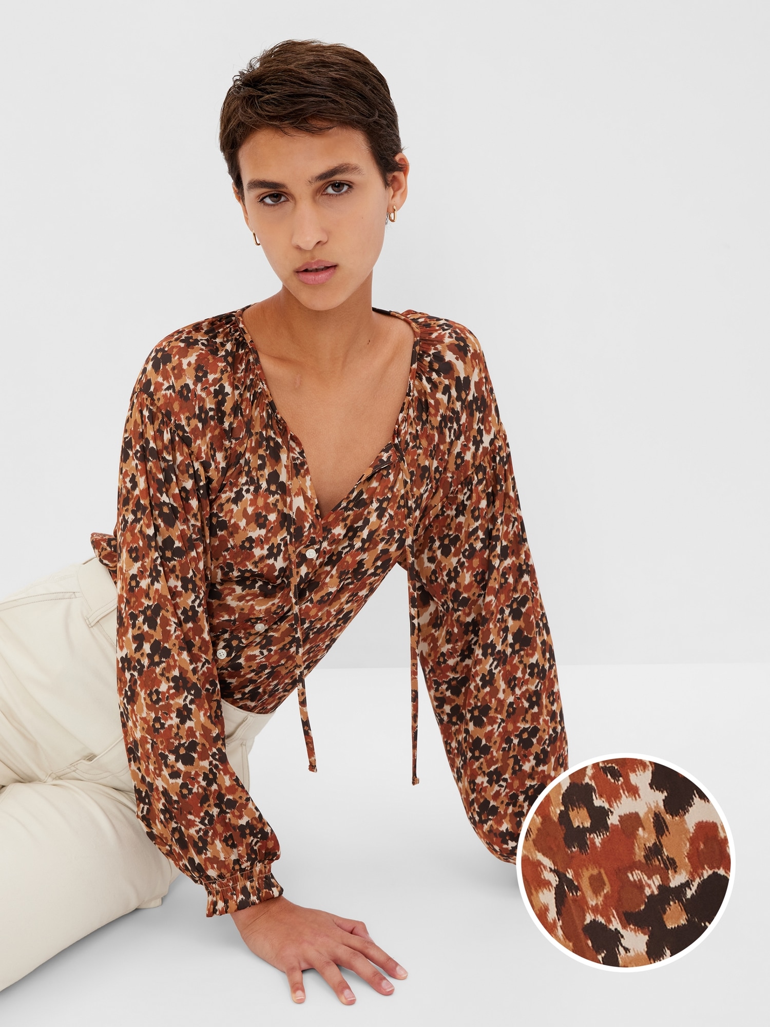 Button front tie top gap