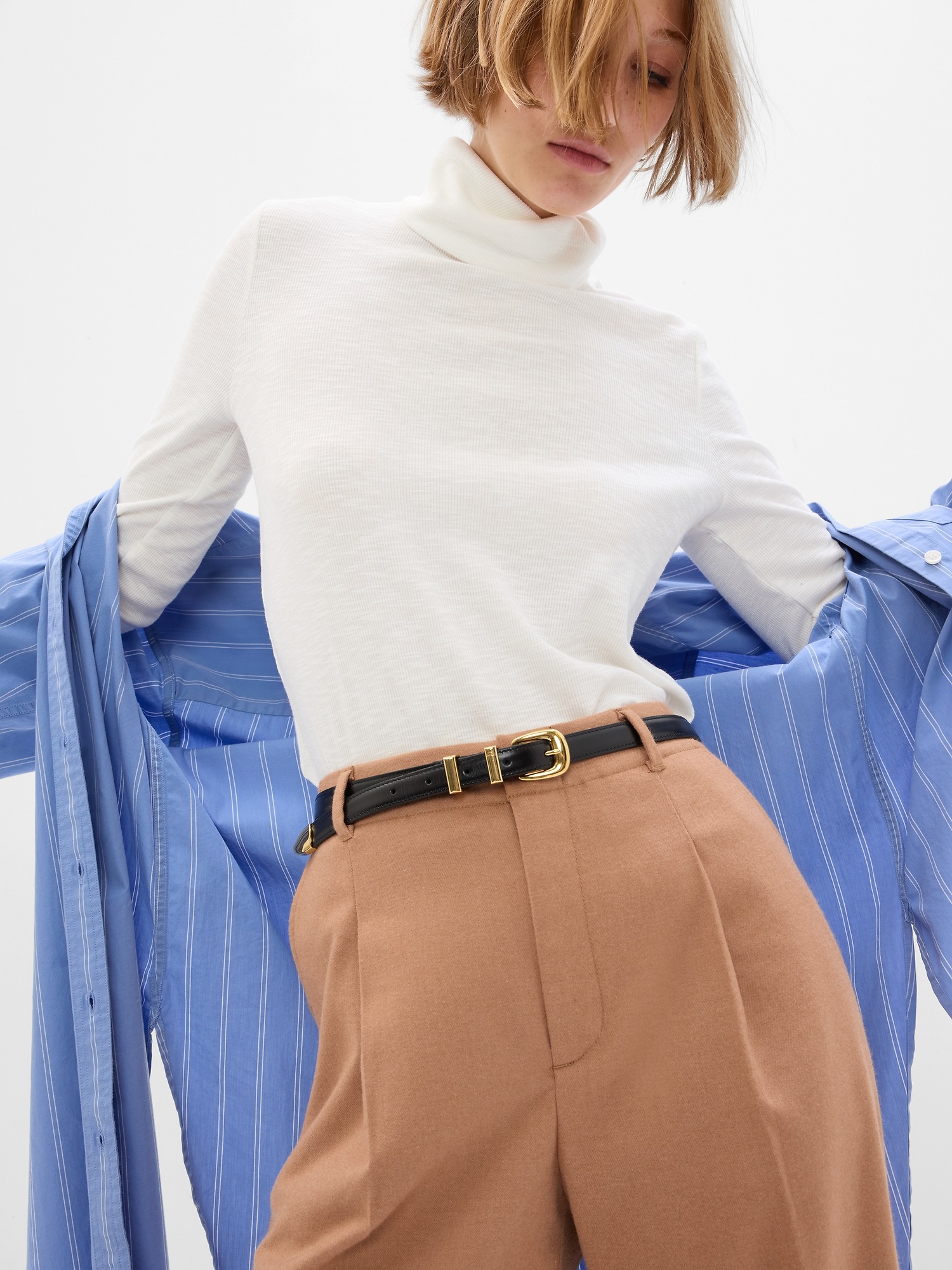 Women Comfort Straight Fit High-Rise Pleated Trousers
