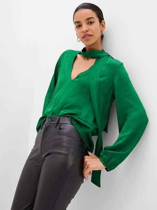1 of 8 showing, with the color HOLIDAY GREEN of product Scarf Top