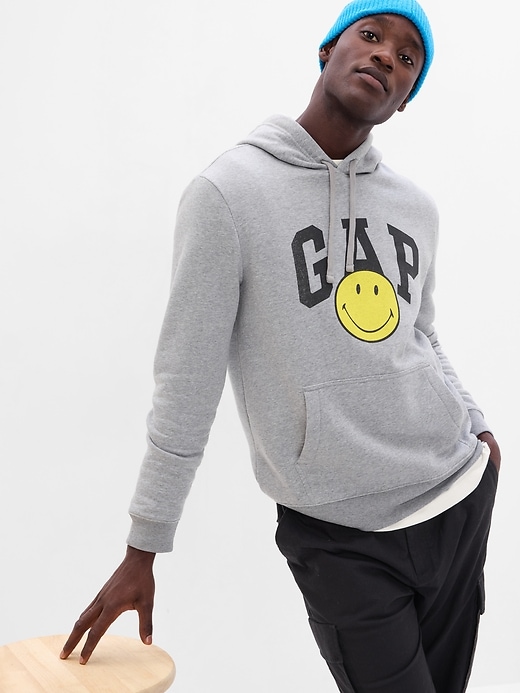 gap smile sweater