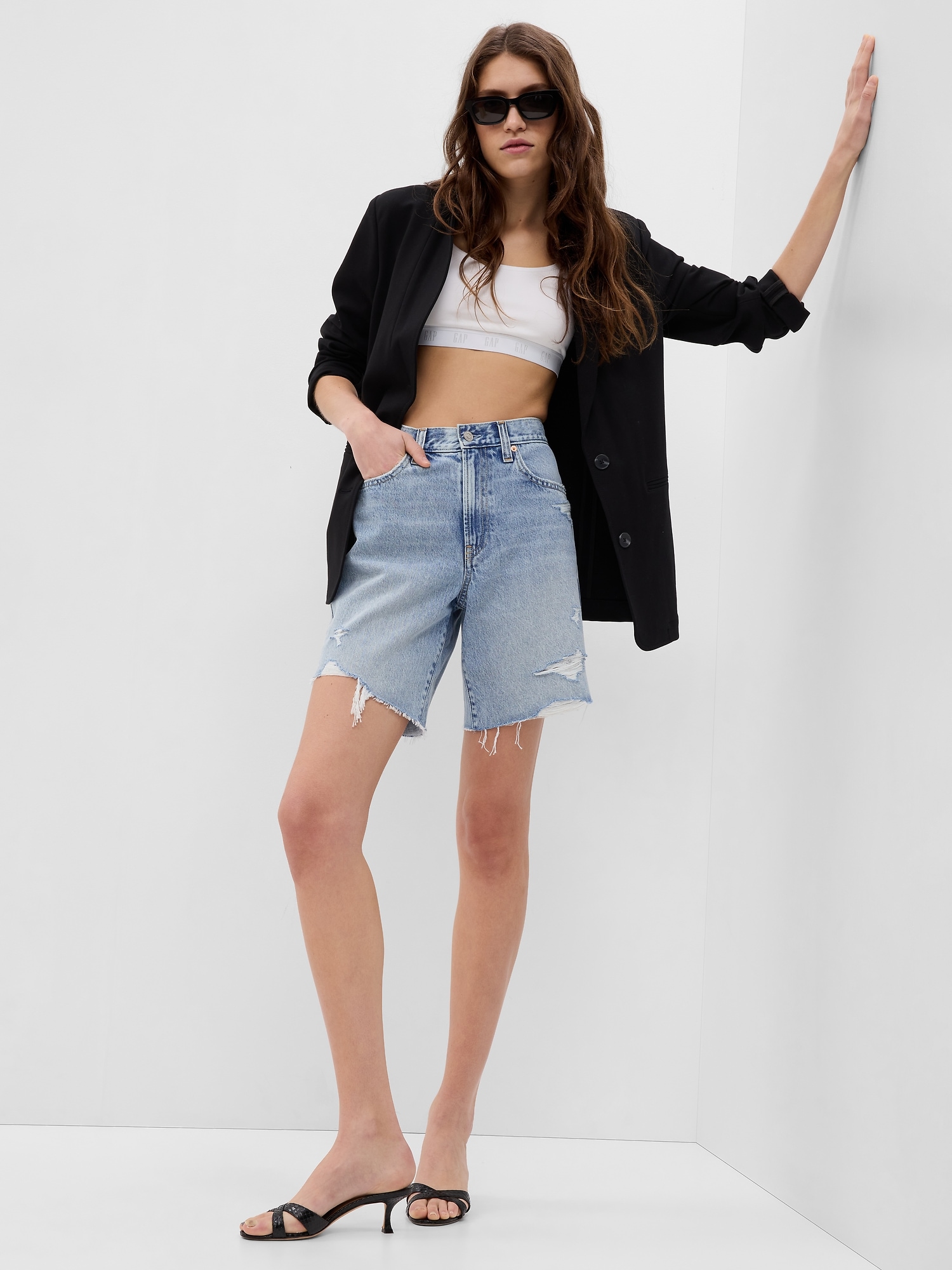8 mid rise 90s loose denim bermuda shorts with washwell gap