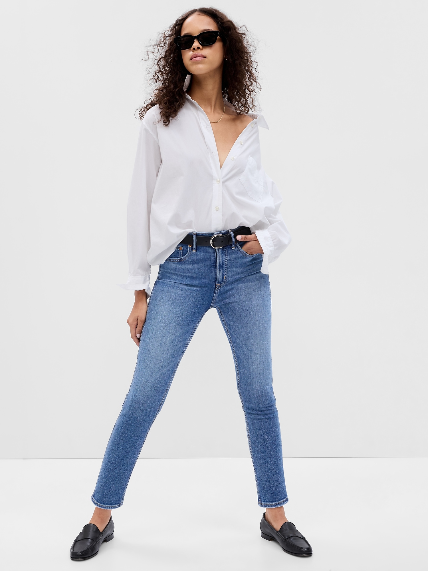 High Rise Vintage Slim Jeans