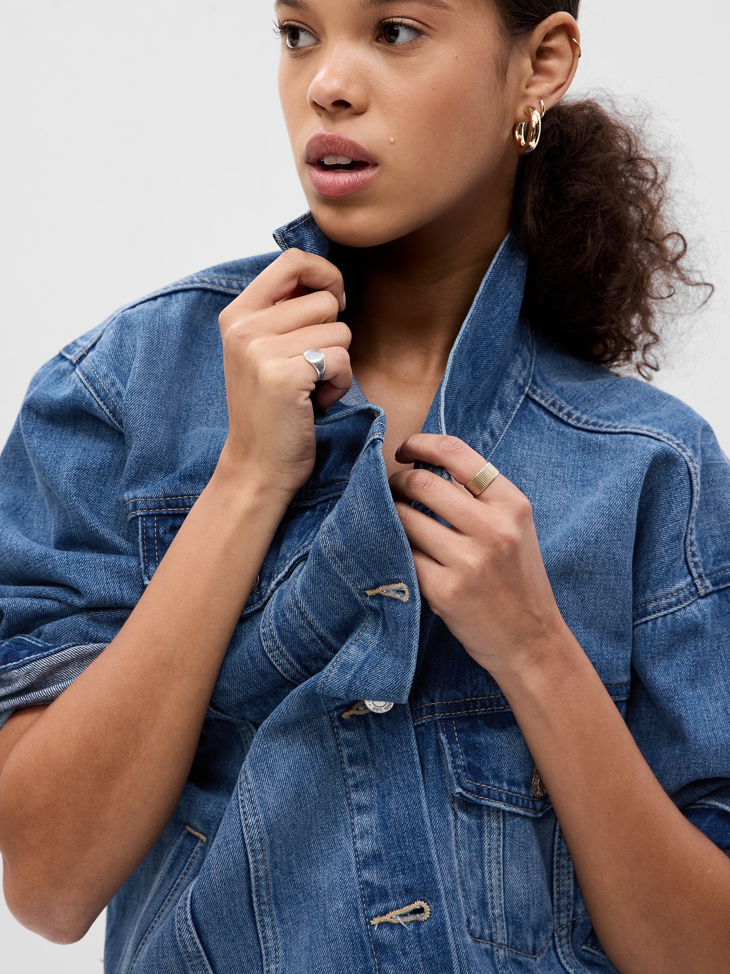 Denim Jacket Street Style Photos and Premium High Res Pictures - Getty  Images