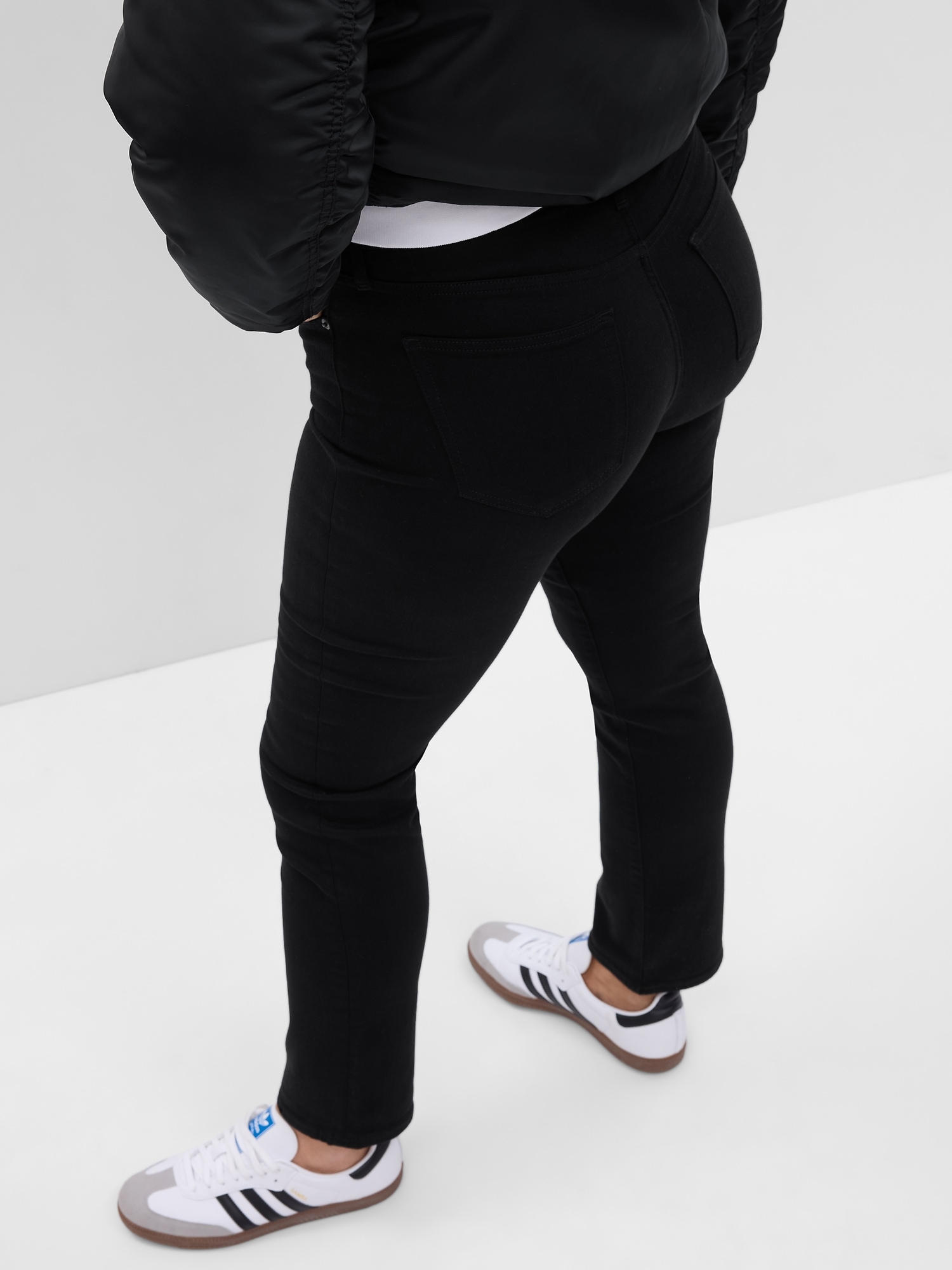 Gap mid rise classic straight jeans deals