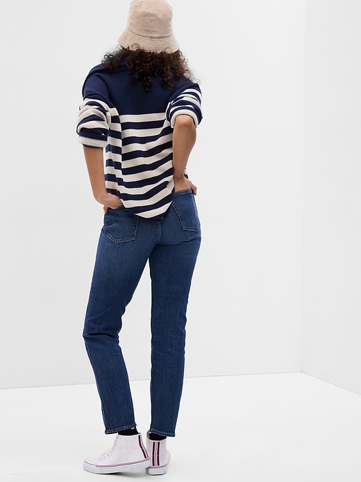 Image number 2 showing, High Rise Cheeky Straight Jeans With Washwell