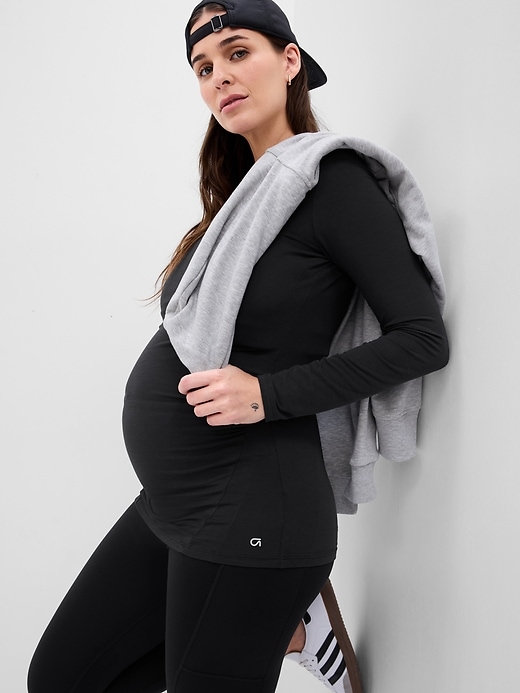 Image number 3 showing, GapFit Maternity Breathe T-Shirt