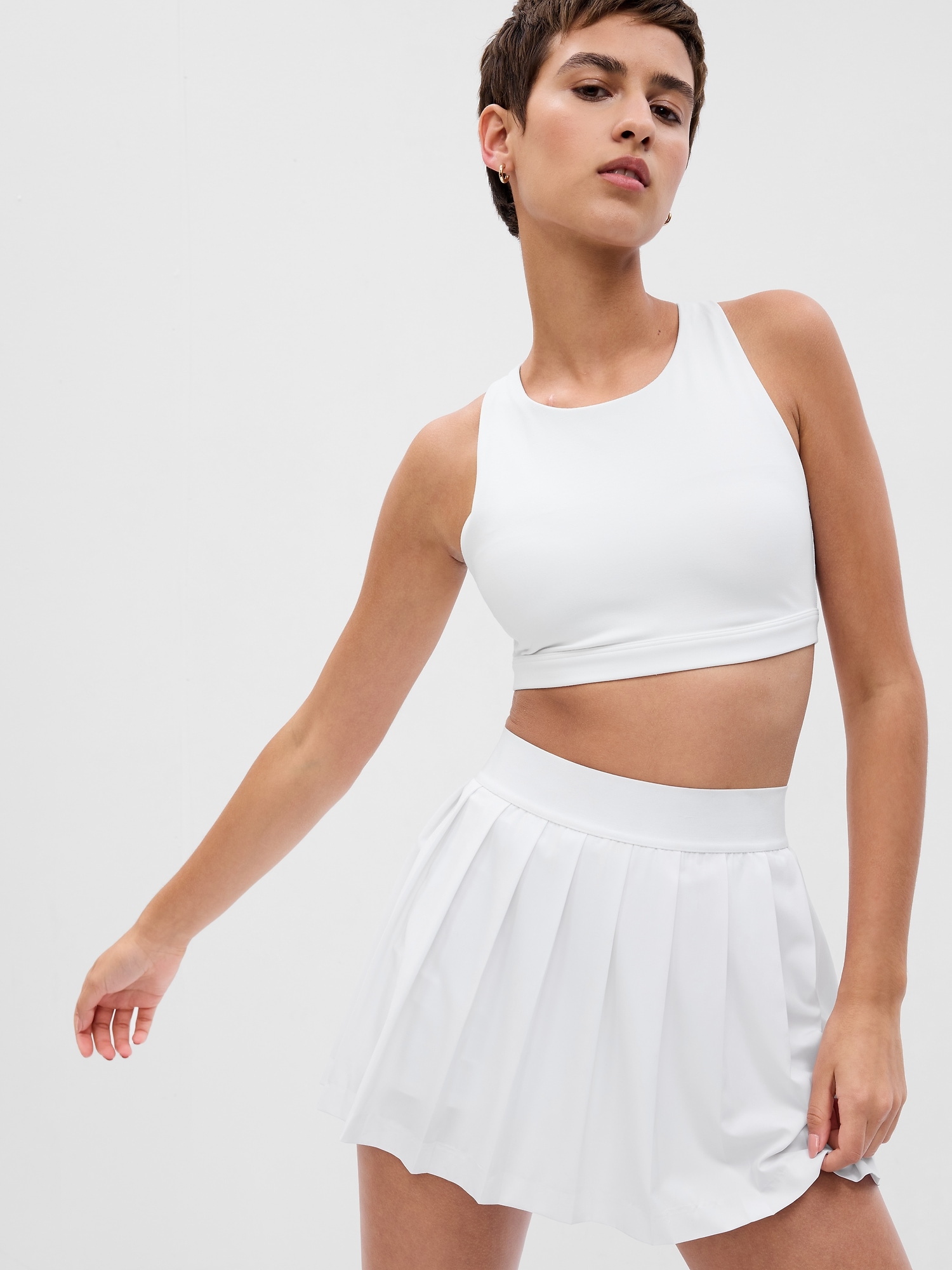 Gap Fit Low Impact Power Recycled Scoopneck Sports Bra In Optic White
