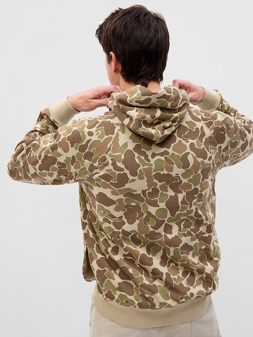 2 of 8 showing, with the color camo of product Heavyweight Camo Snap Hoodie