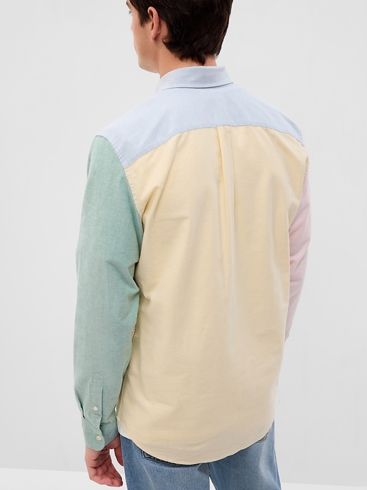 2 of 8 showing, with the color easter color block of product Classic Colorblock Oxford Shirt in Standard Fit with In-Conversion Cotton