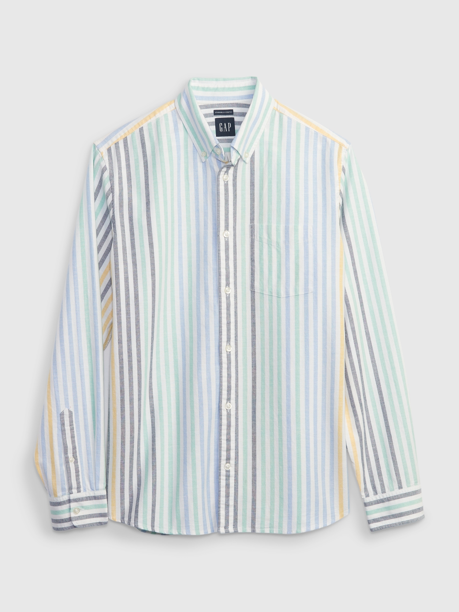 Classic Oxford Shirt in Standard Fit with In-Conversion Cotton | Gap