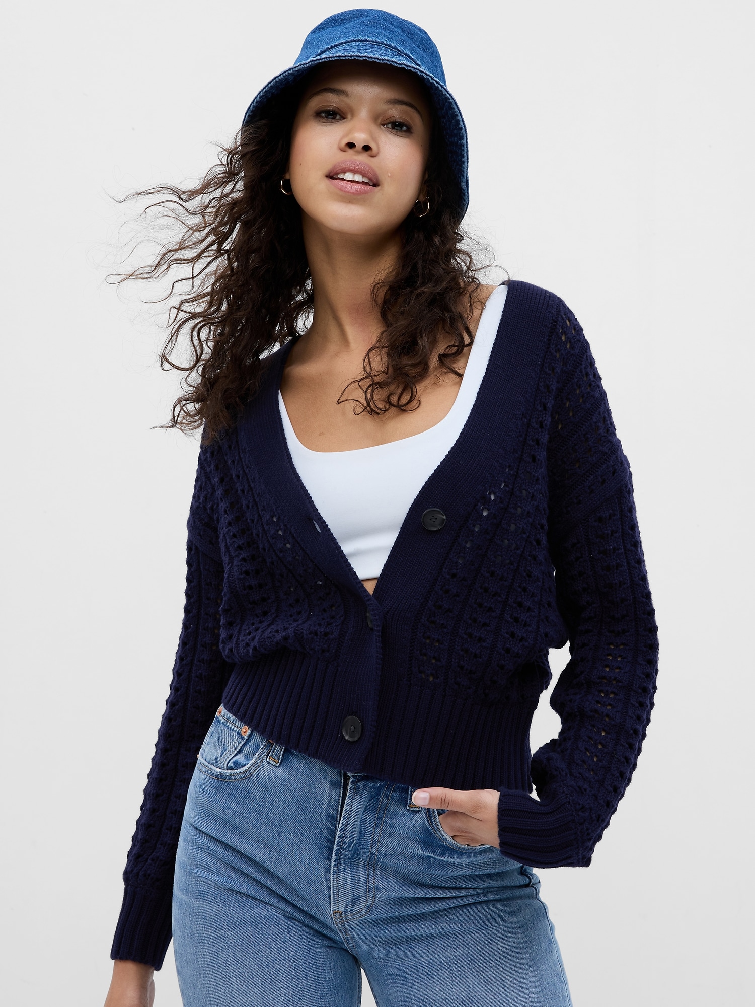 Gap Crochet Cardigan blue. 1