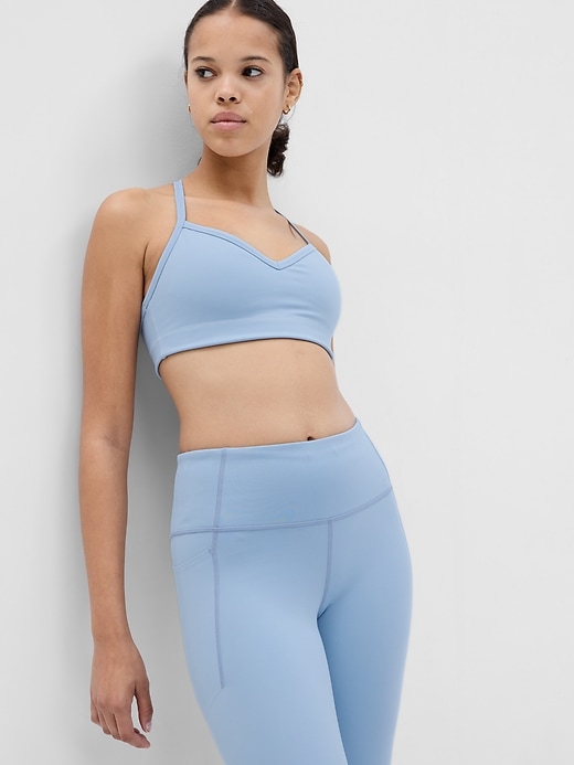 GapFit Power Medium Impact Sports Bra