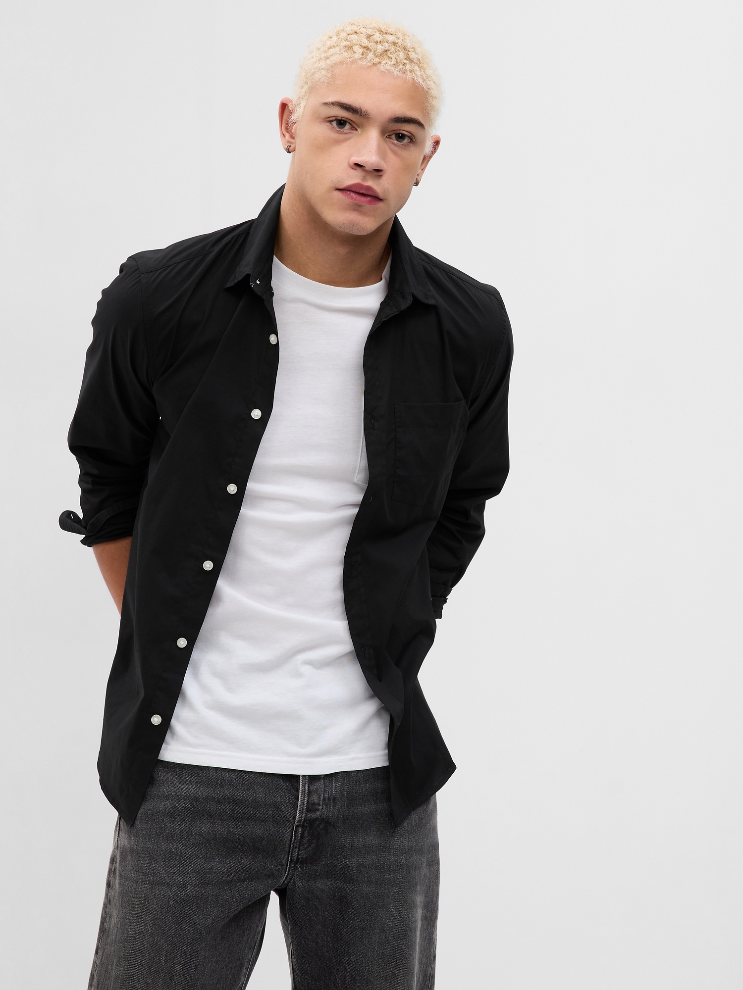 Gap All-day Poplin Shirt In Standard Fit In Black