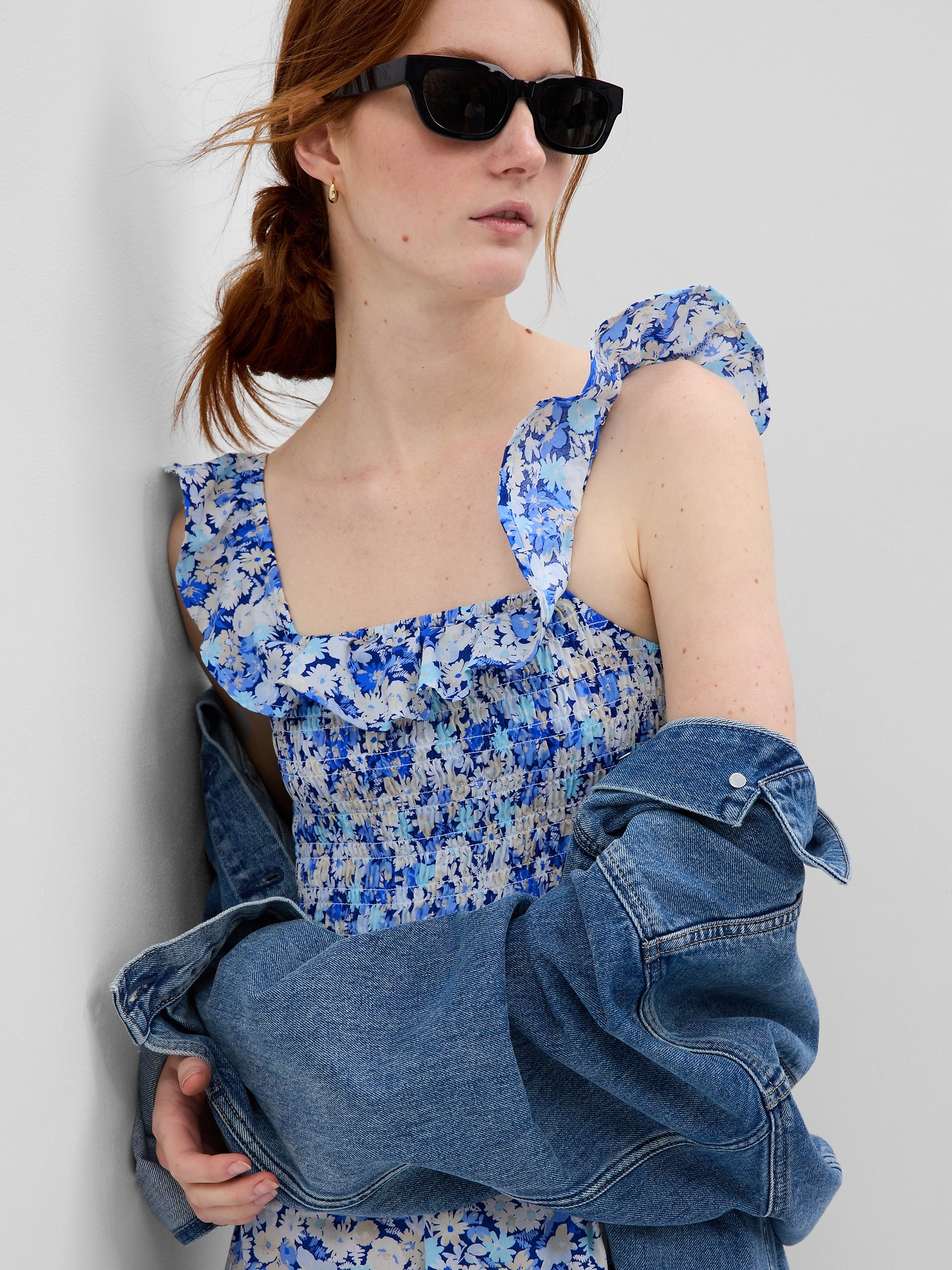 Gap deals ruffle dress