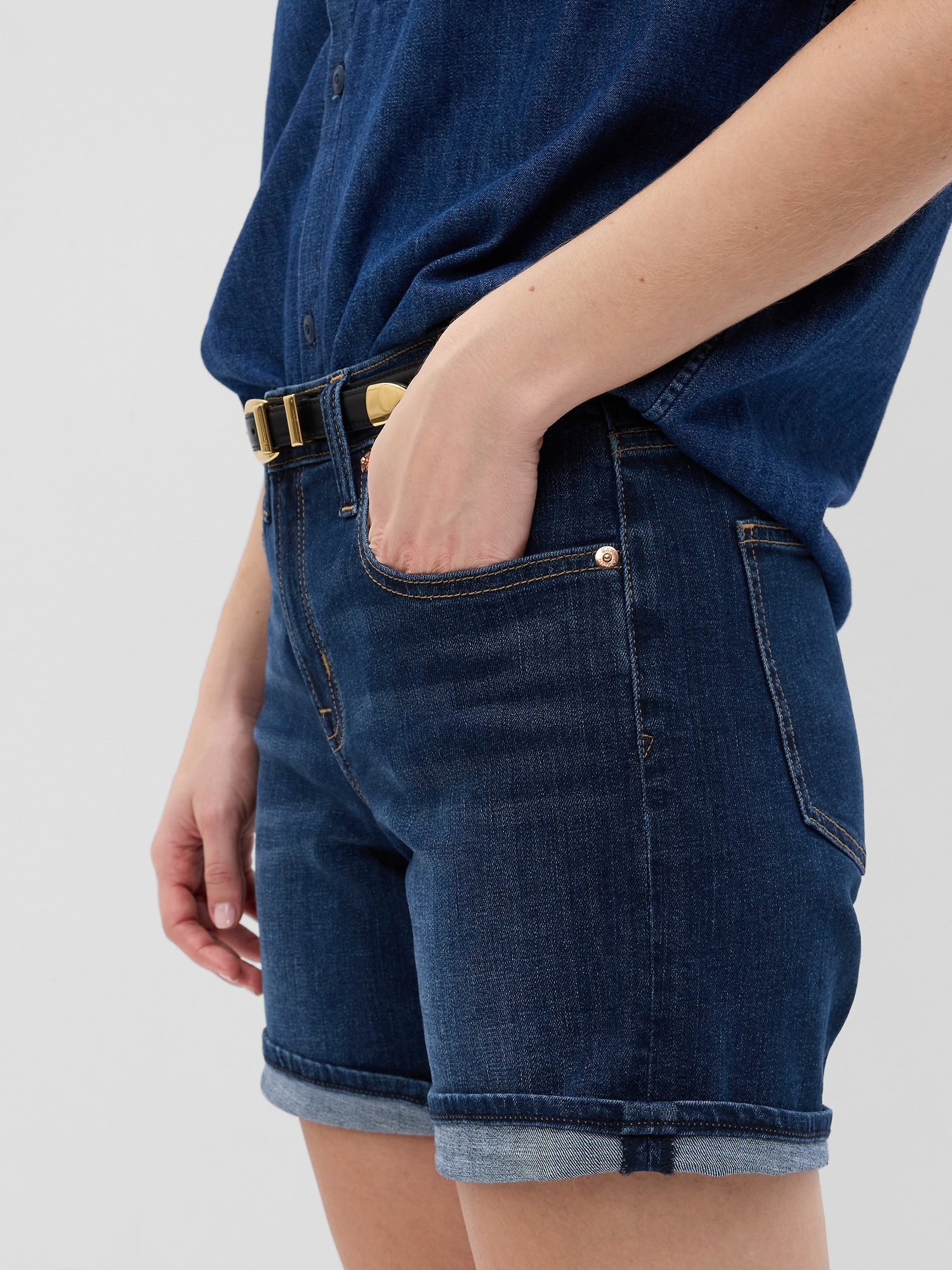 5" Mid Rise Girlfriend Shorts Gap