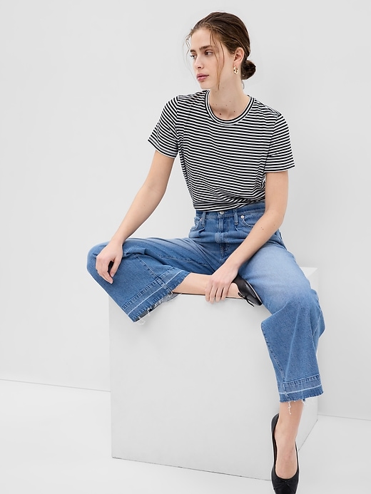 100% Organic Cotton Vintage Crewneck T-Shirt