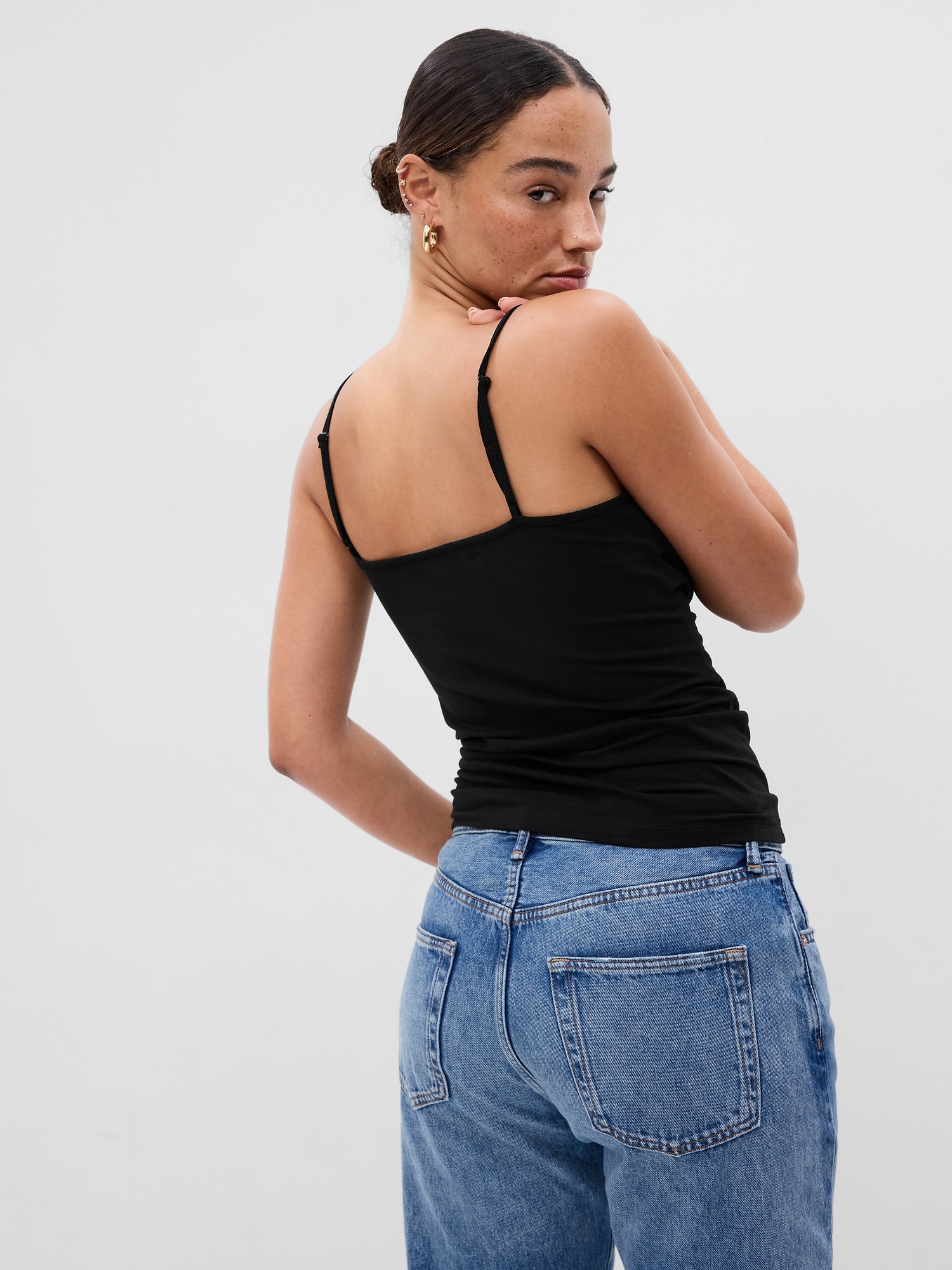 Женский топ Gap CloseKnit Basic Cami, цвет: Чёрный — фото 5