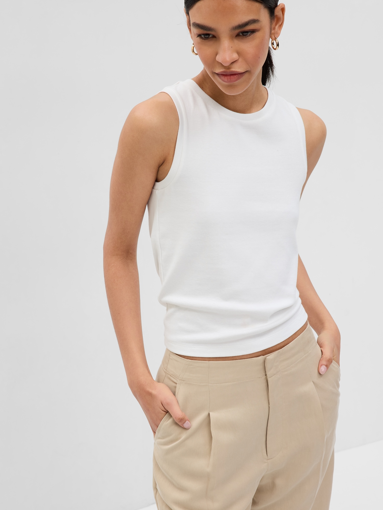 Gap white store tank top