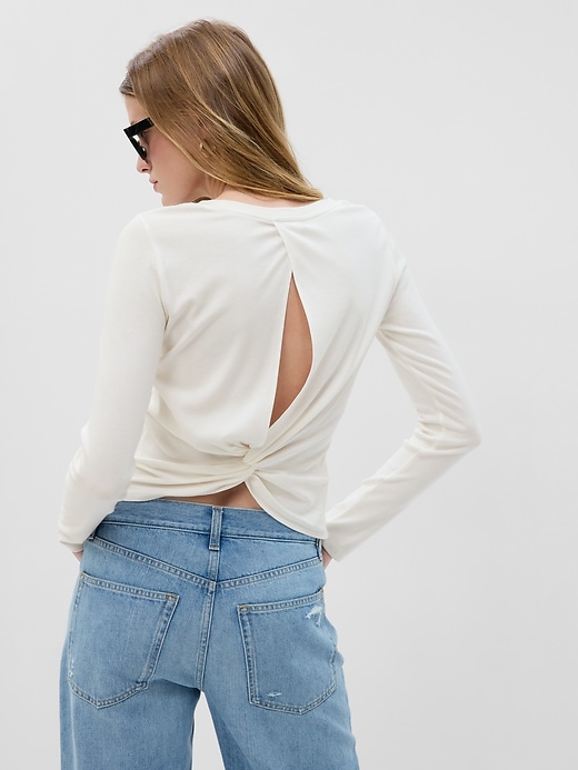 Image number 4 showing, Modern Twist-Back T-Shirt