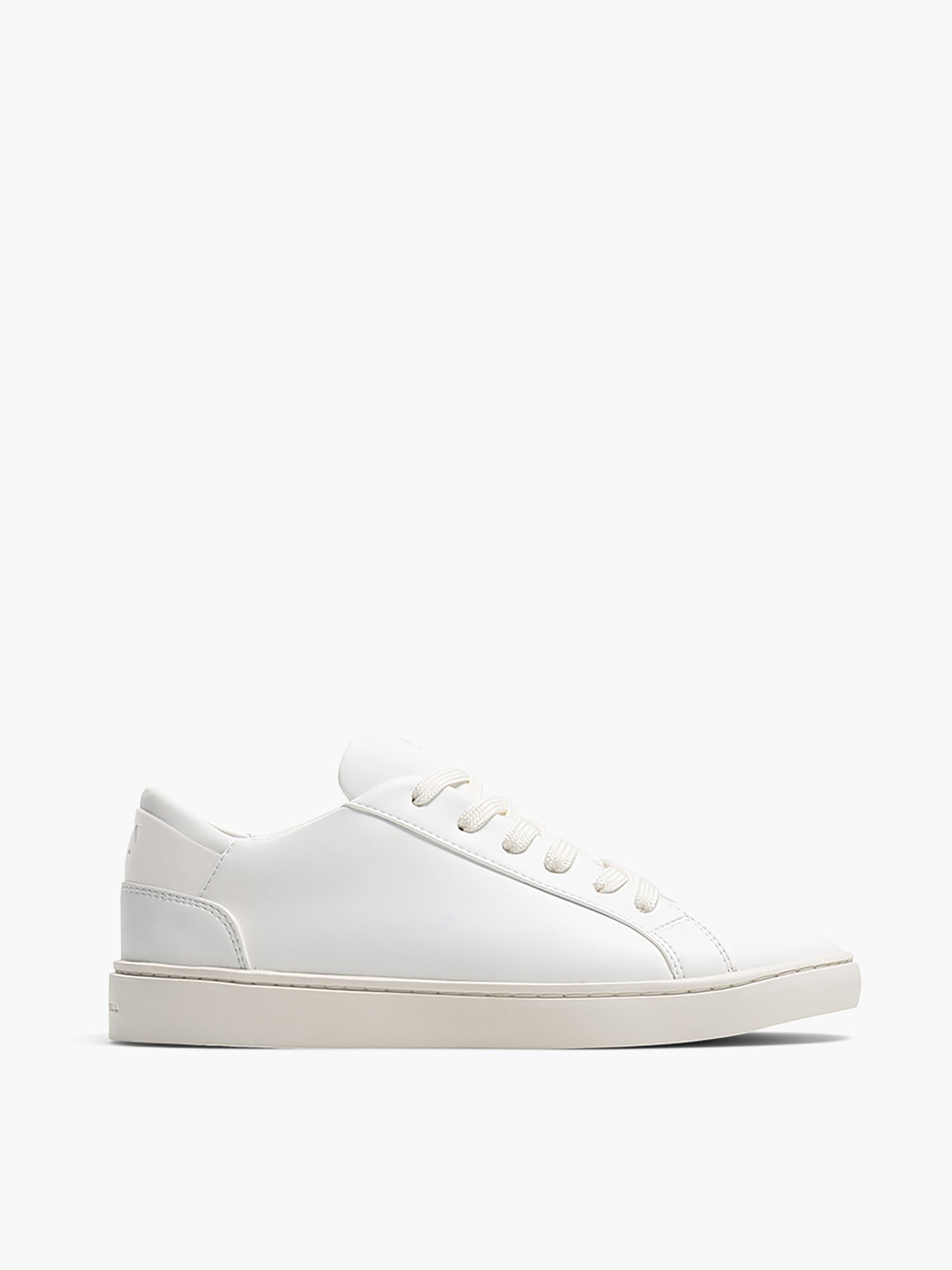 Gap Thousand Fell Womens Lace Up Sneaker white. 1