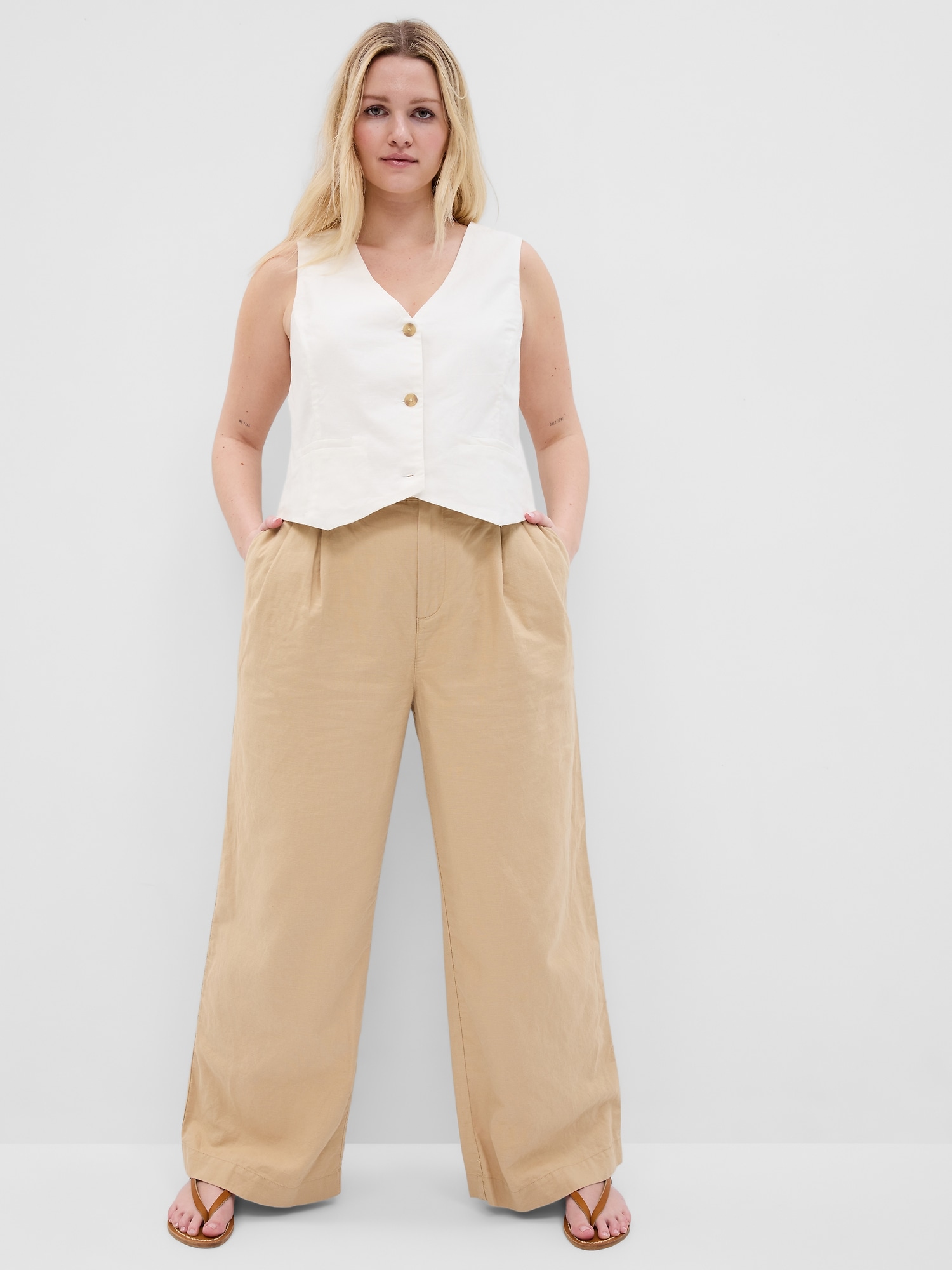 LinenCotton Pleated Pants Gap