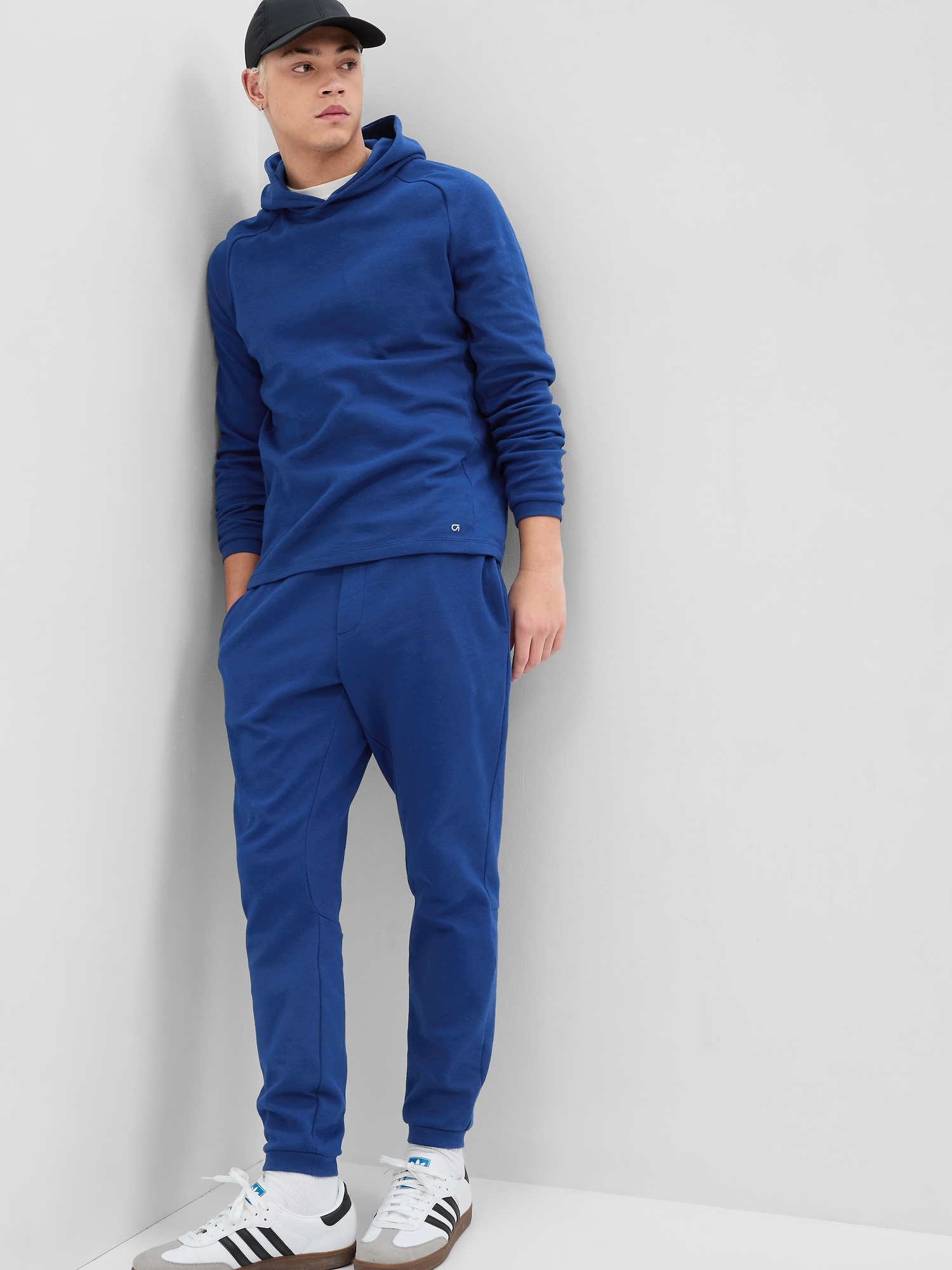 Gap Fit Tech Slim Joggers blue. 1