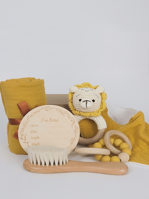 1 of 8 showing, with the color Yellow of product Newborn Gift Set