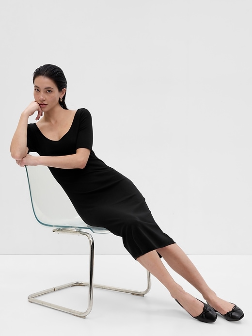 Image number 3 showing, Modern T-Shirt Midi Dress