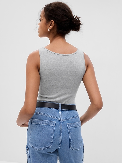 Modern Tank Top Gap
