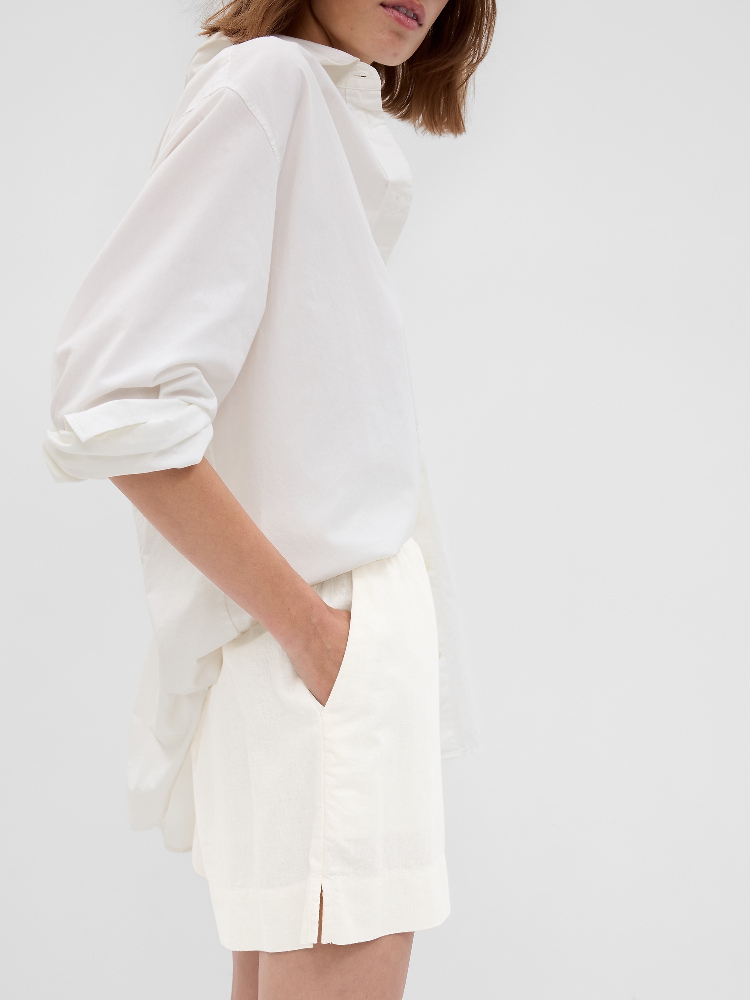 Linen Pull On Short