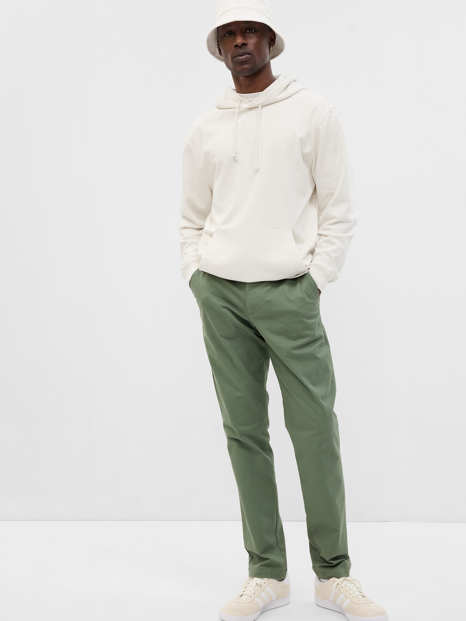 Gap Modern Khakis in Slim Fit with GapFlex green. 1