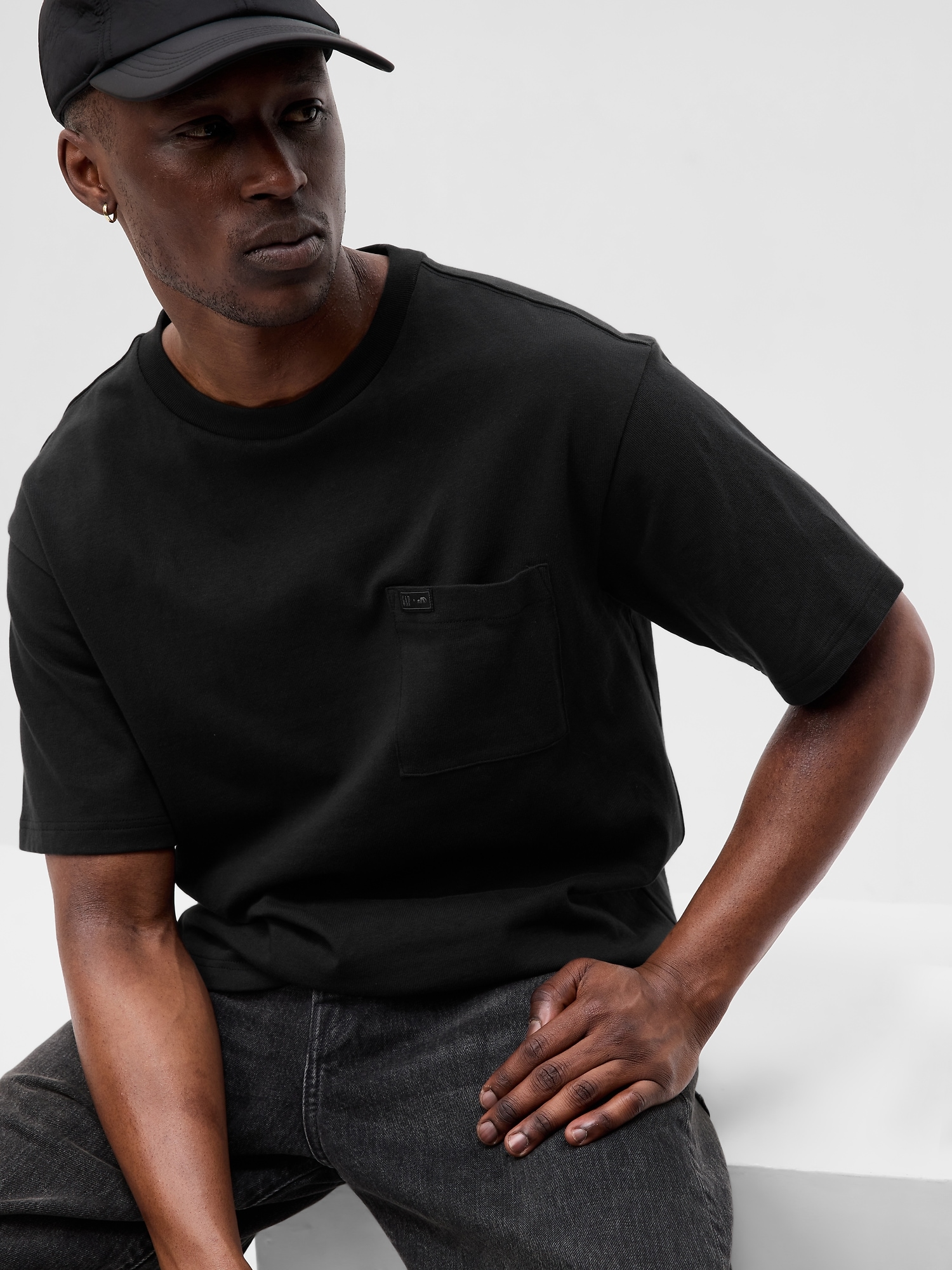 Gap × The Brooklyn Circus Adult Pocket T-Shirt black. 1