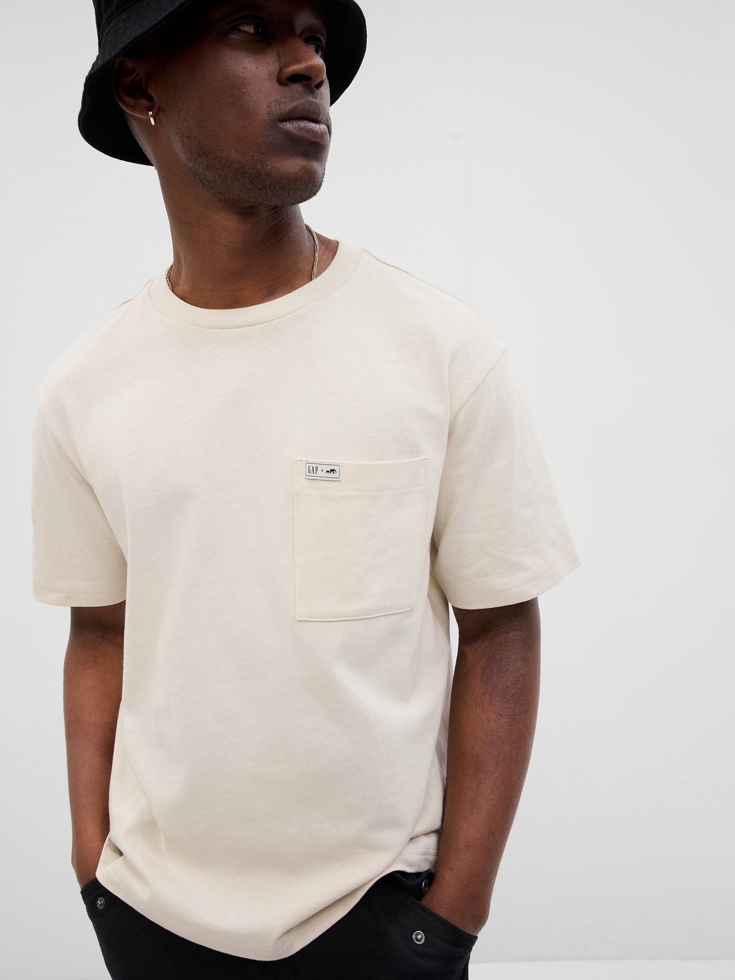Gap × The Brooklyn Circus Adult Pocket T-Shirt gray. 1
