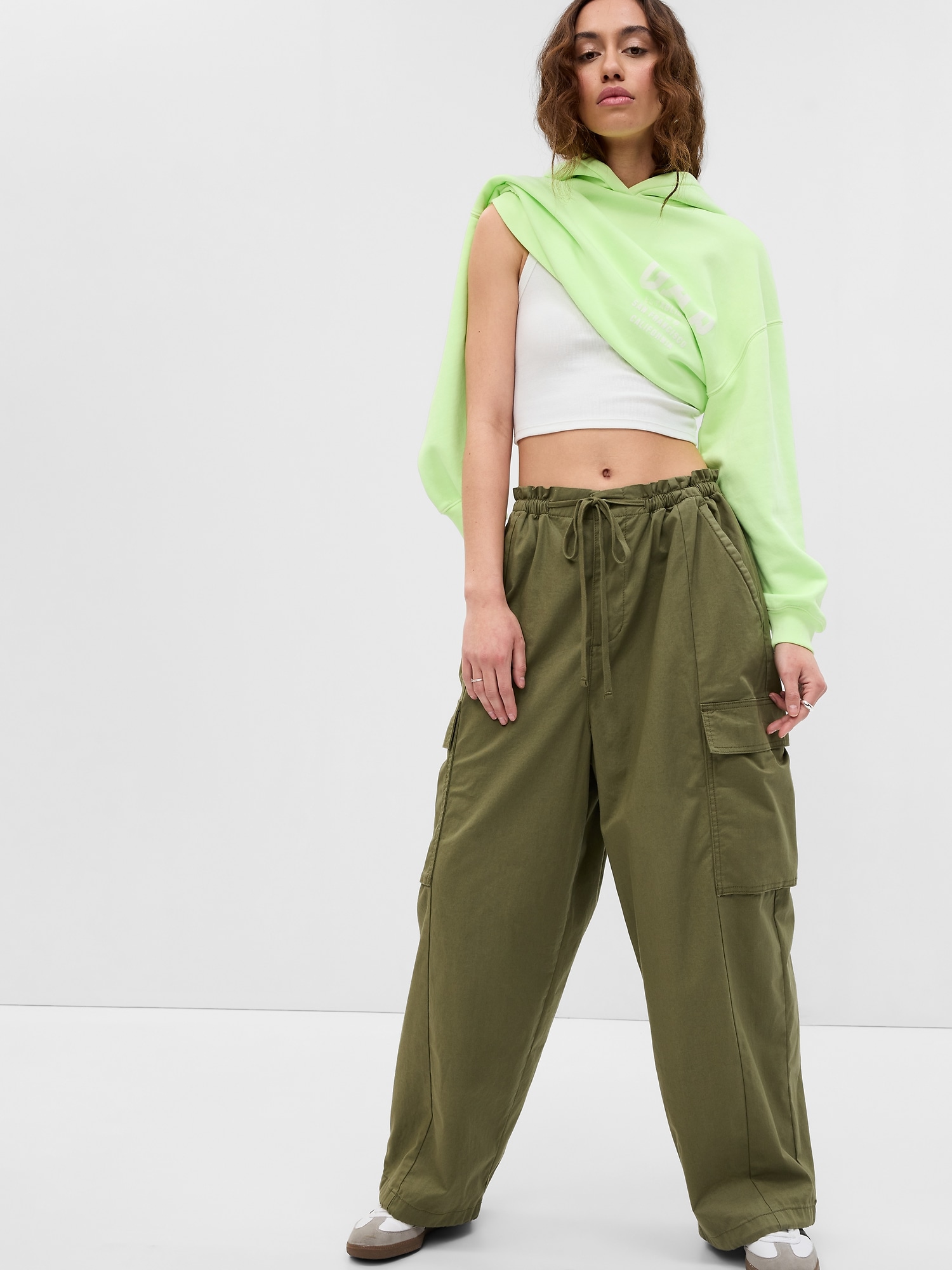 Gap PROJECT GAP Organic Cotton Cargo Parachute Pants green. 1