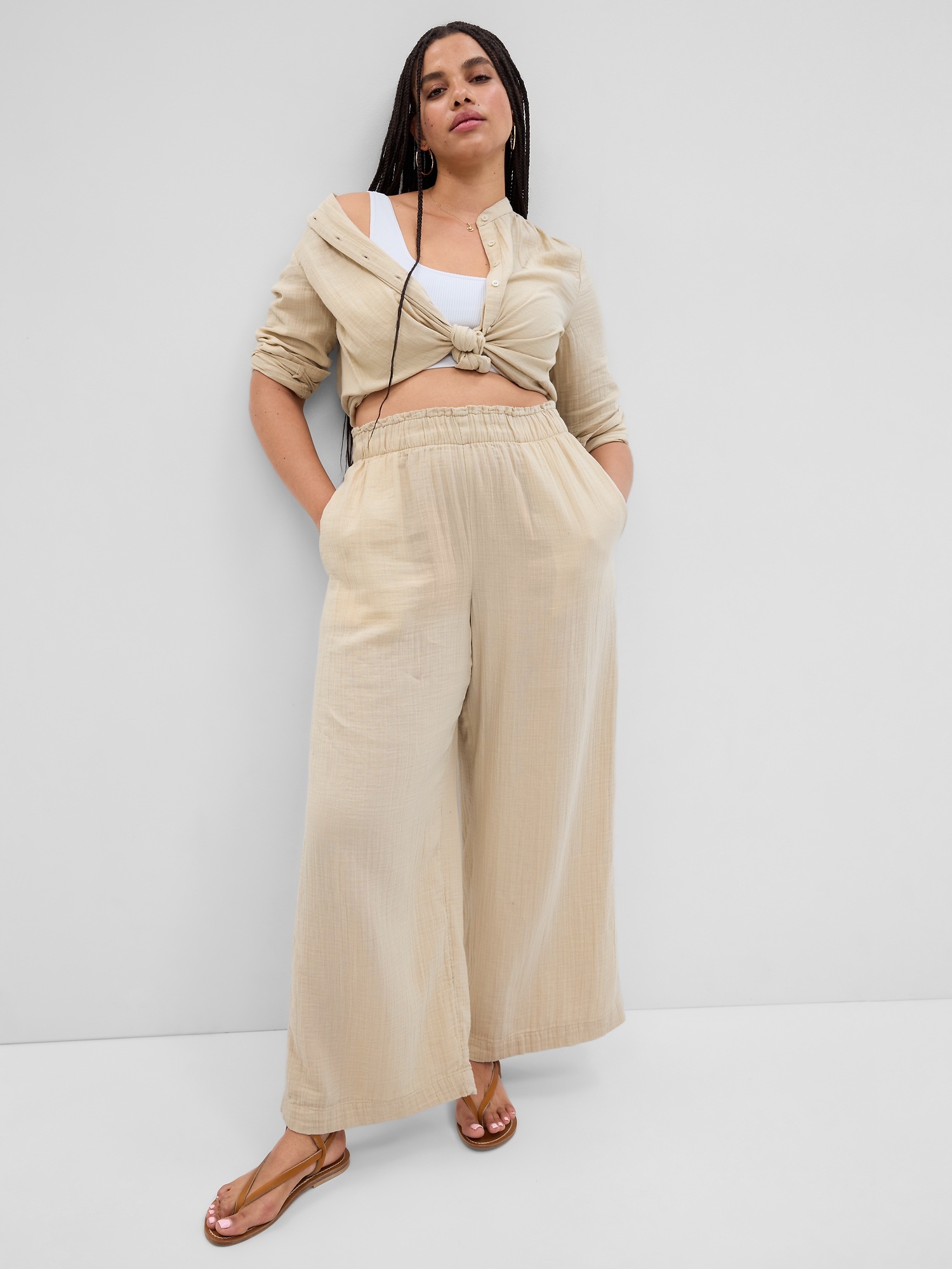 Женские брюки Gap Crinkle Gauze Wide-Leg, цвет: Бежевый — фото 4