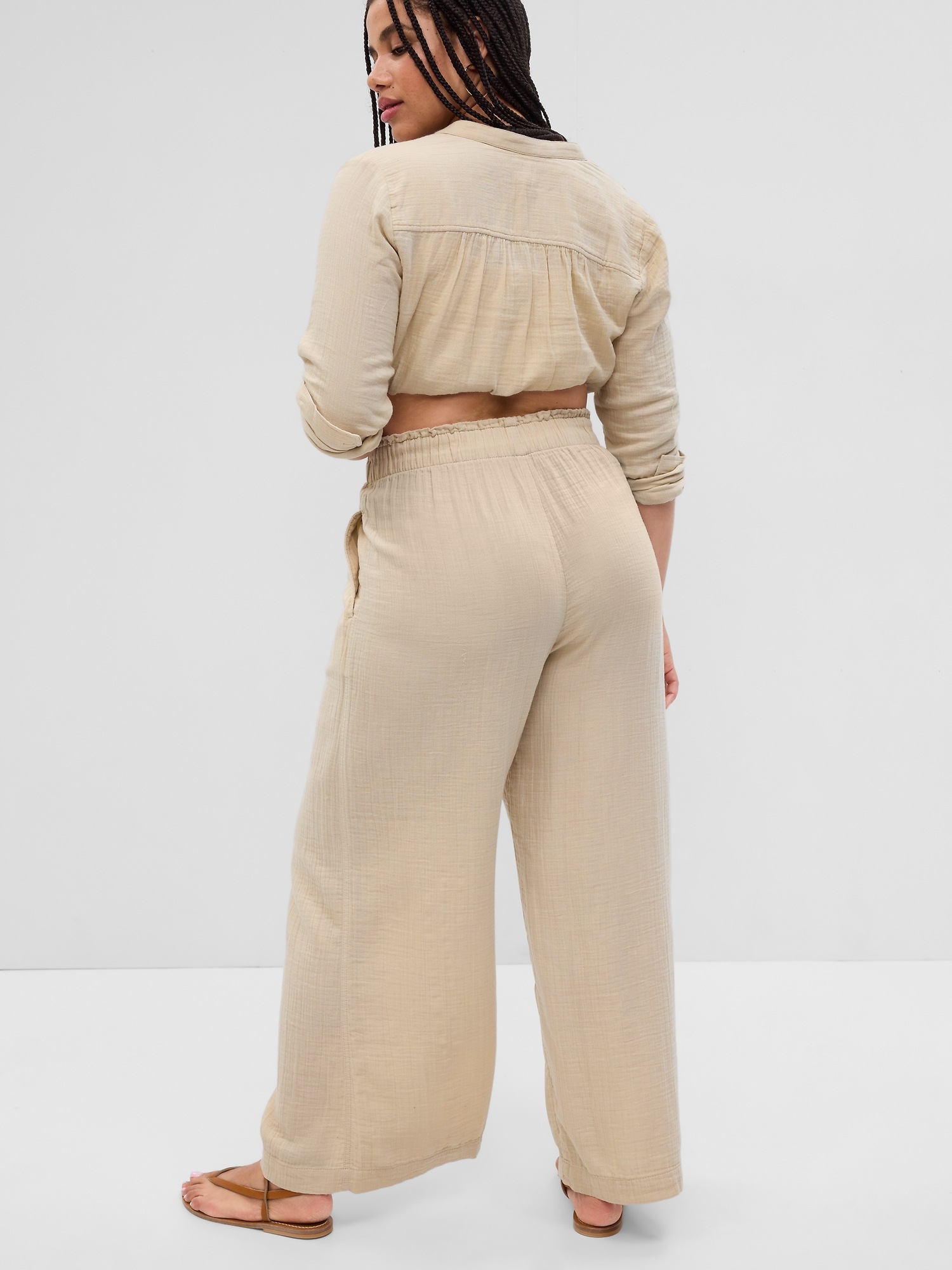 Женские брюки Gap Crinkle Gauze Wide-Leg, цвет: Бежевый — фото 5