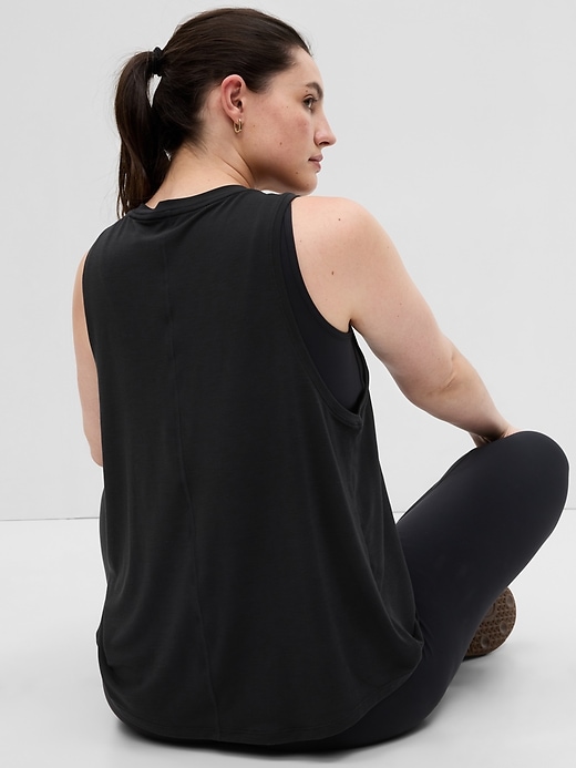 Image number 8 showing, GapFit Muscle Tank Top