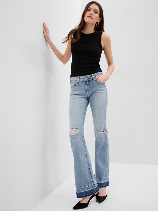 Gap Women's Low Rise '70s Flare Jeans with Washwell (various sizes in light indigo destroy)
