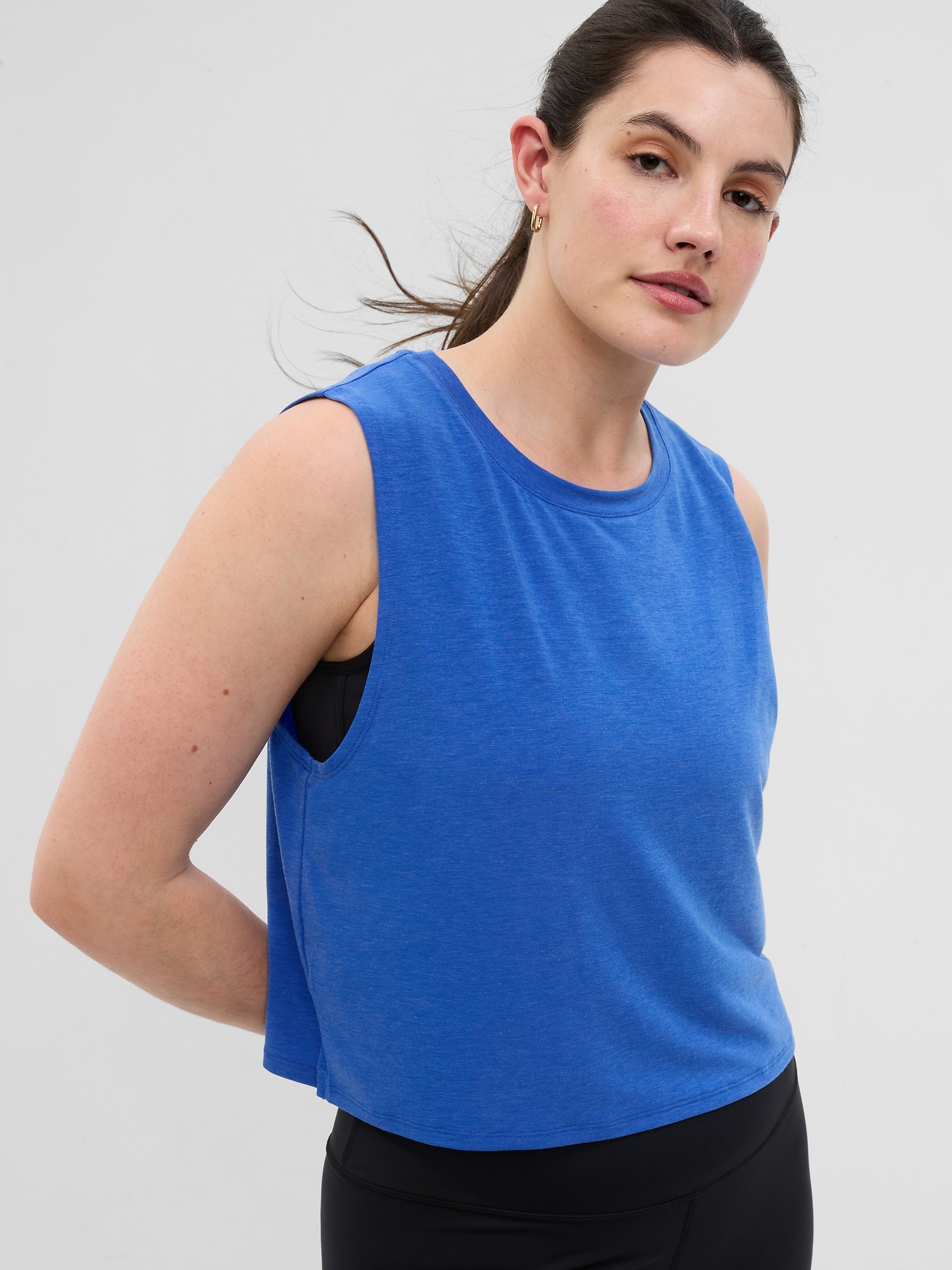 GapFit Breathe Cropped Muscle Tank Top Gap