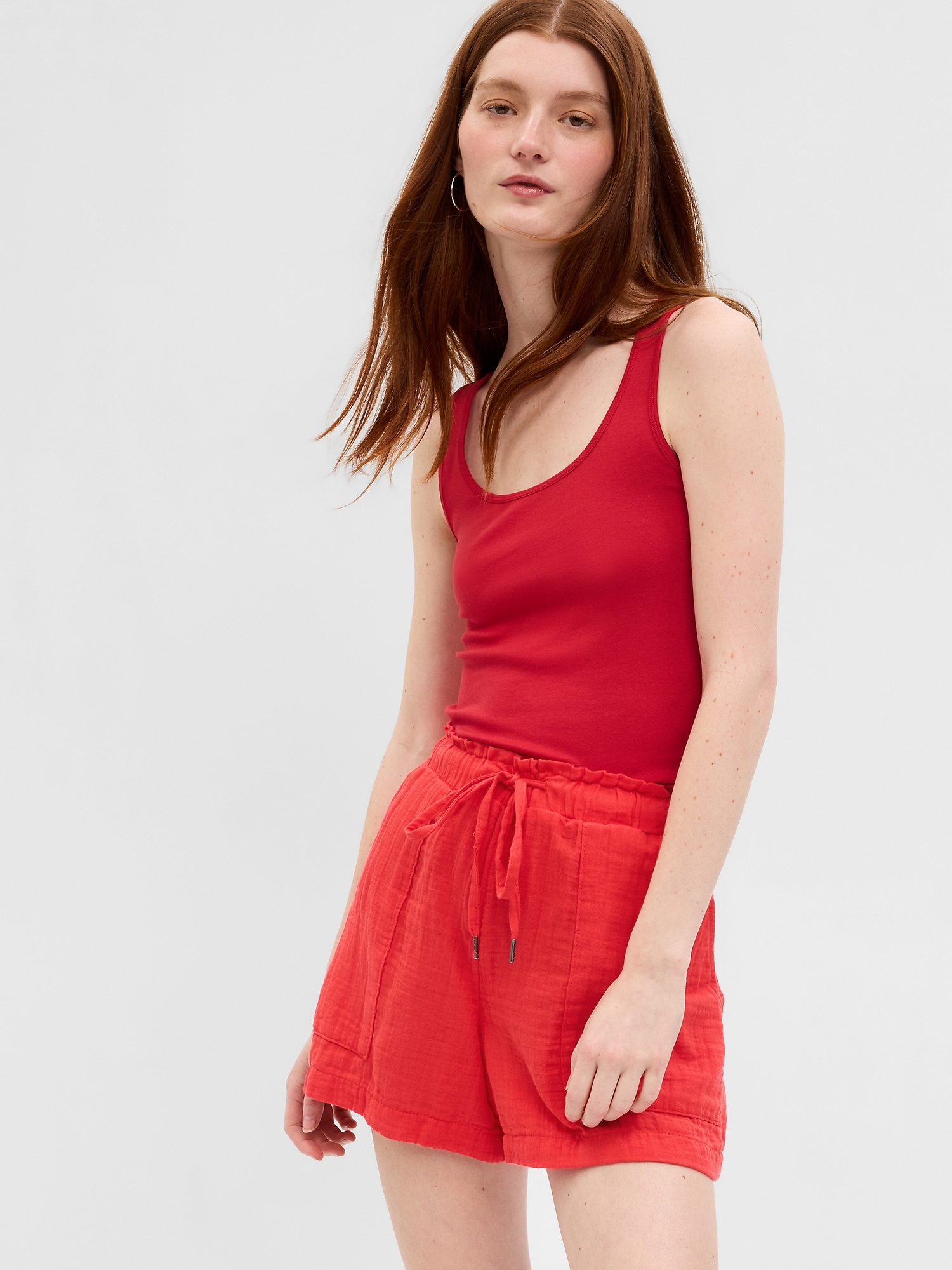 Gap red shorts outlet