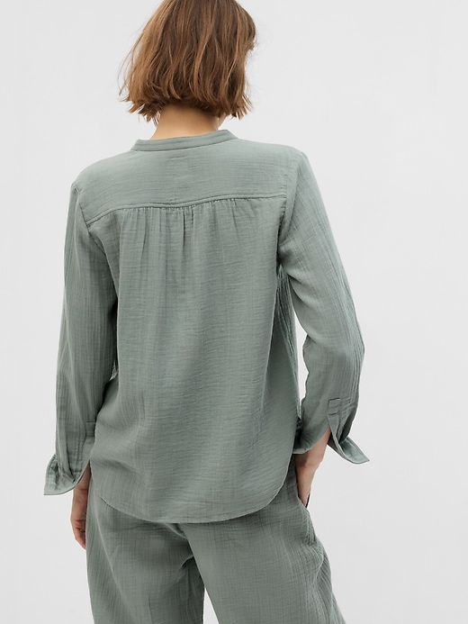 2 of 8 showing, with the color sage green of product Crinkle Gauze Shirt