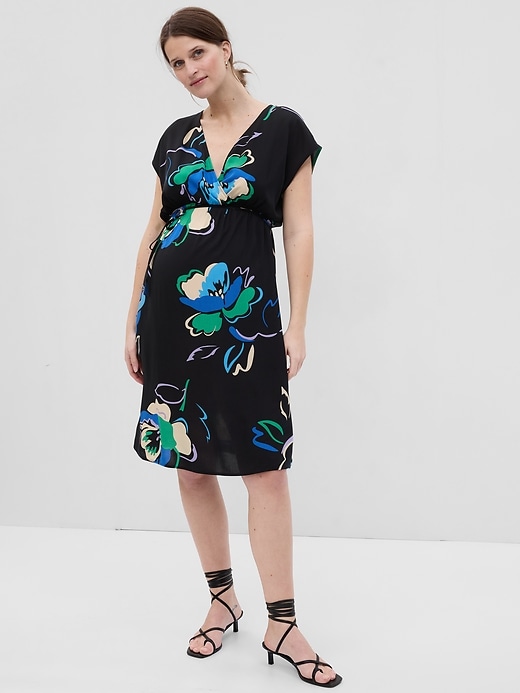 1 of 8 showing, with the color black multi floral of product Maternity Tie-Waist Midi Dress