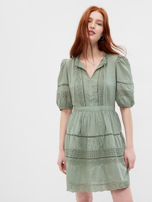 petal lace dress Liv by Kelly Faetanini Petal - Bridal Size 10