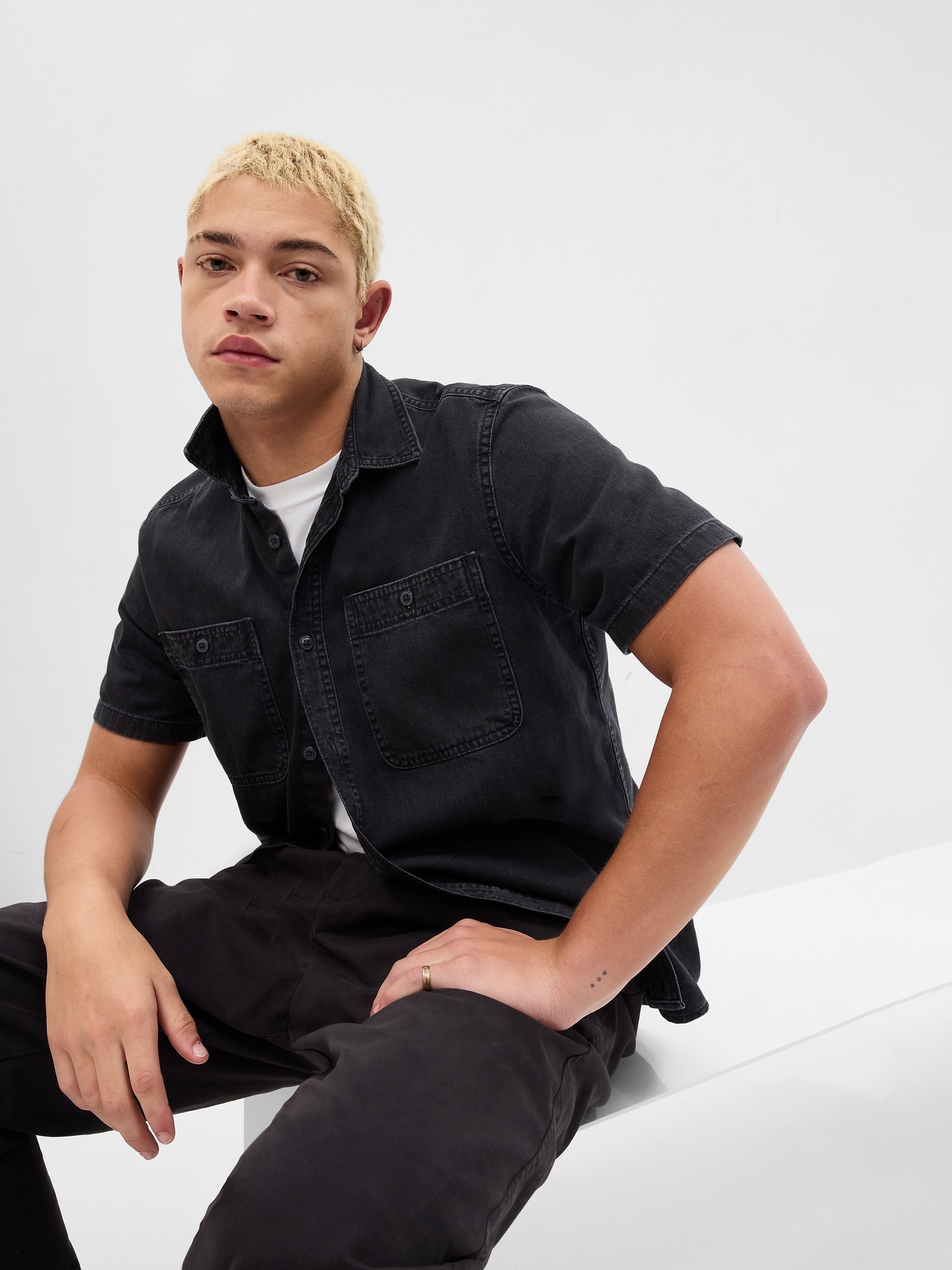 Gap black denim best sale shirt
