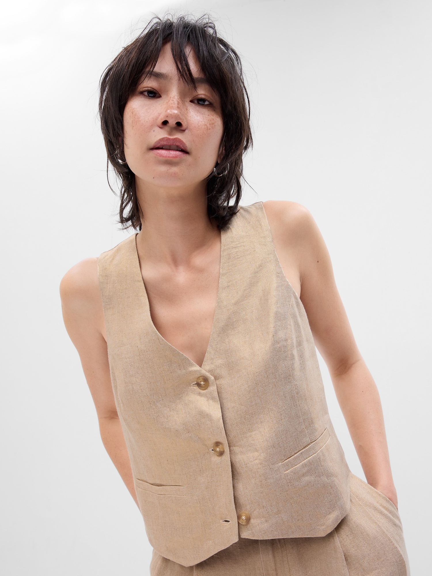 Gap Linen-Cotton Vest gold. 1