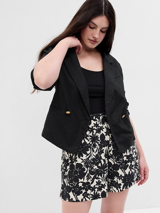 1 of 8 showing, with the color black of product Cropped Linen-Cotton Blazer