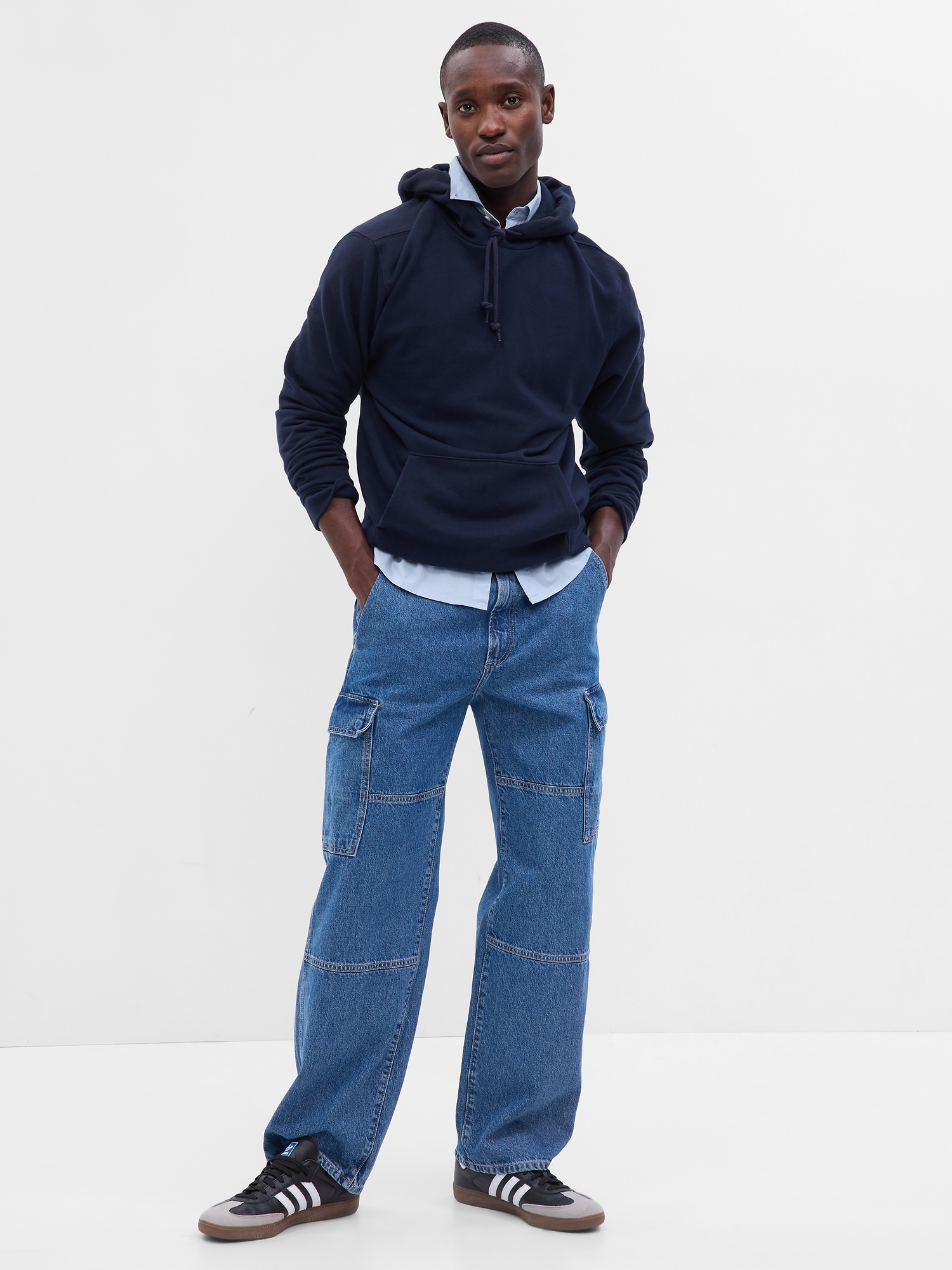 Gap '90s Original Straight Fit Cargo Jeans with Washwell blue. 1