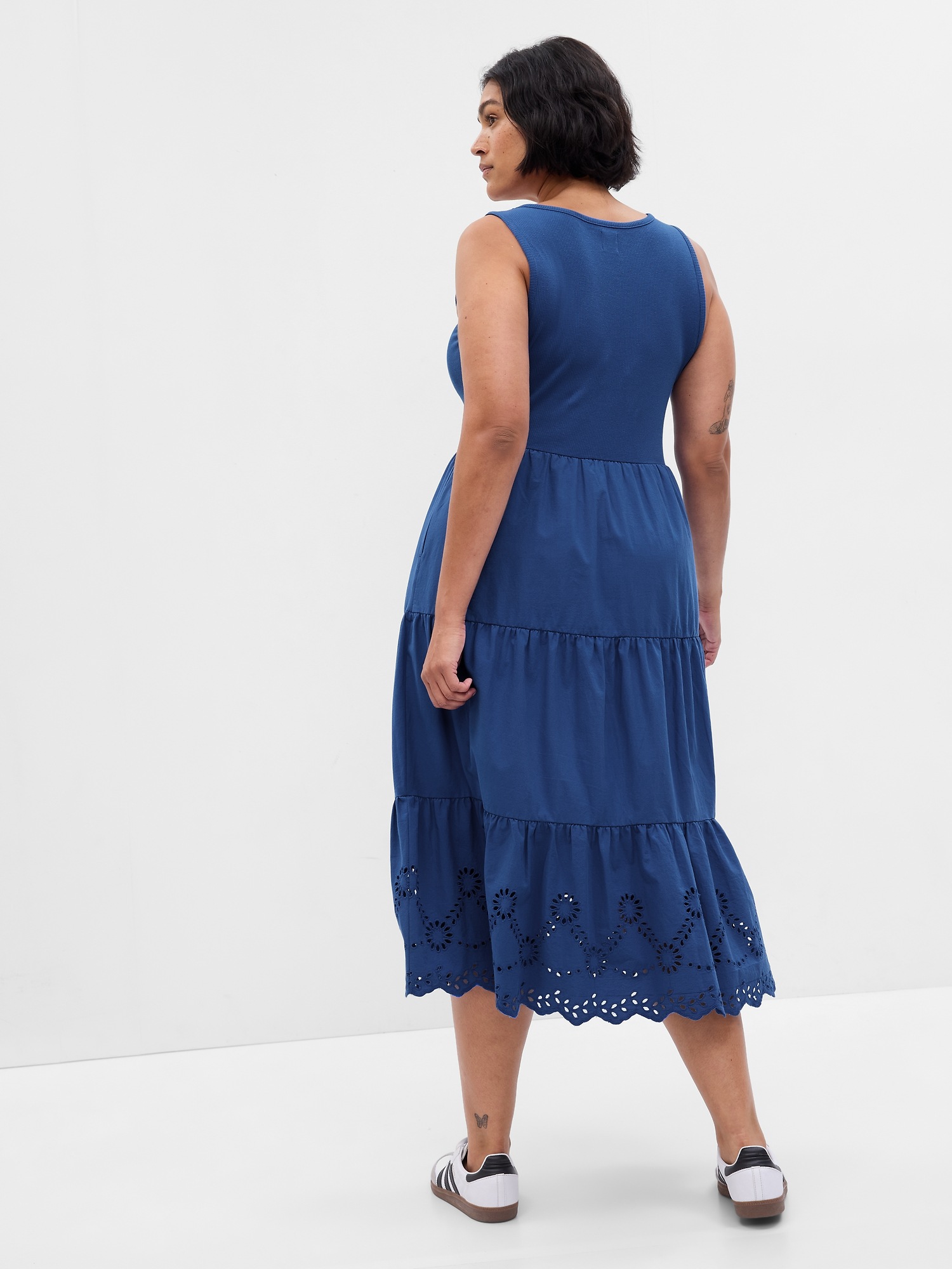 TOOPOOT Sun Dresses For Women 2025 Vacation Plus Size Maxi Dresses Casual Boho Short Sleeve Eyelet Dress Trendy Button V Neck Sundress Flowy Curvy Dresse