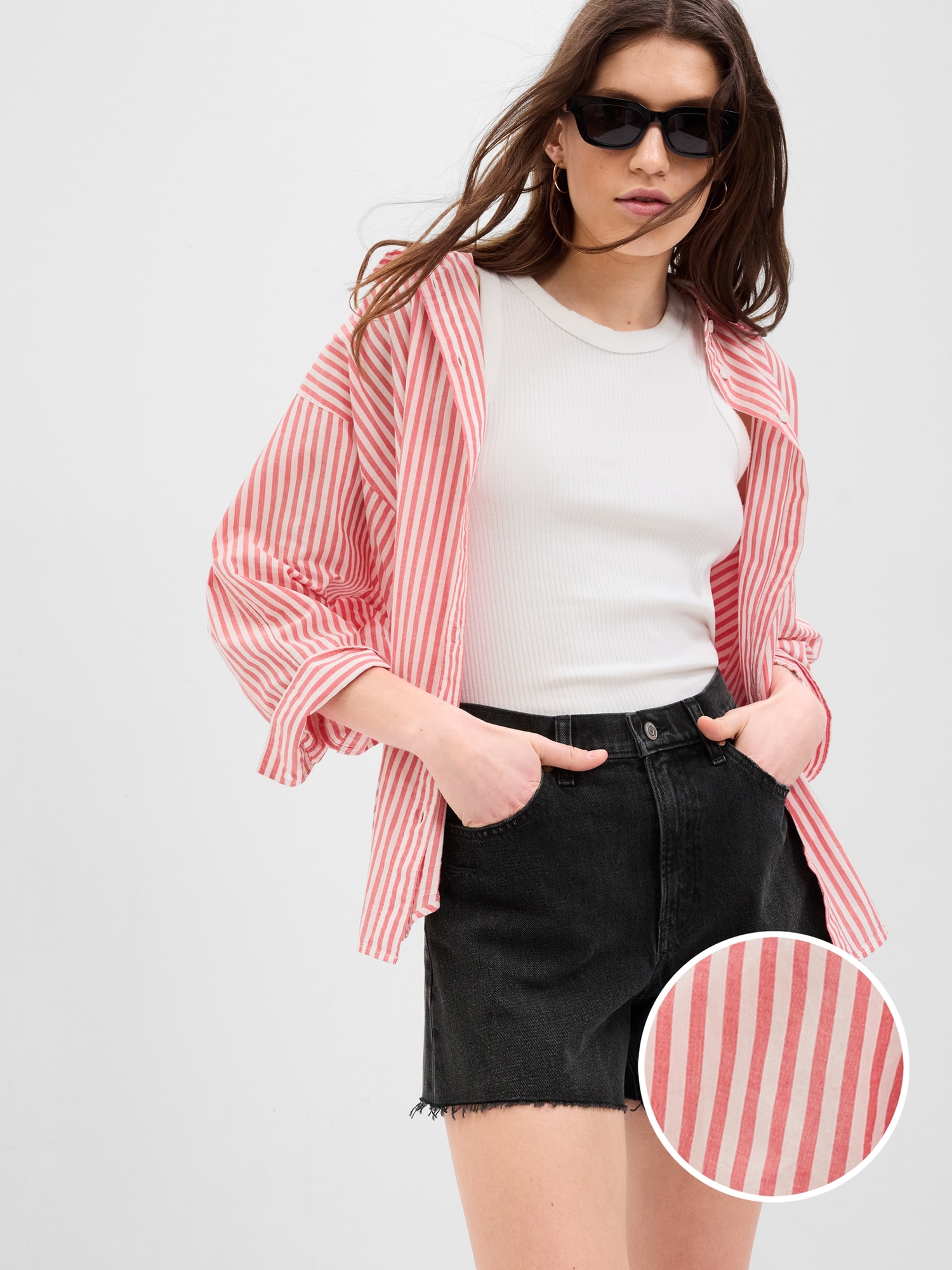 Gap red and on sale white striped shirt