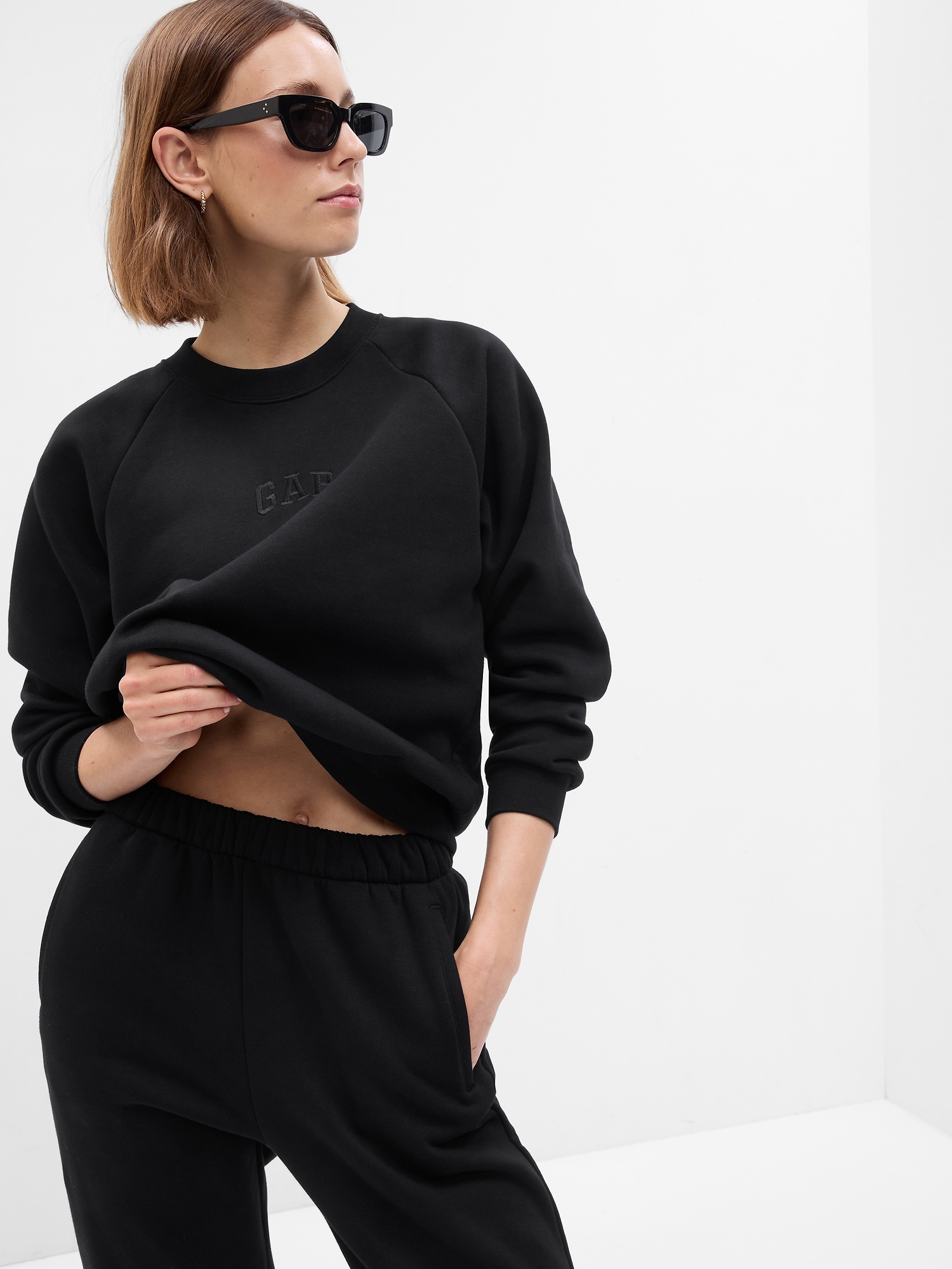 Vintage Soft Raglan Sweatshirt Gap